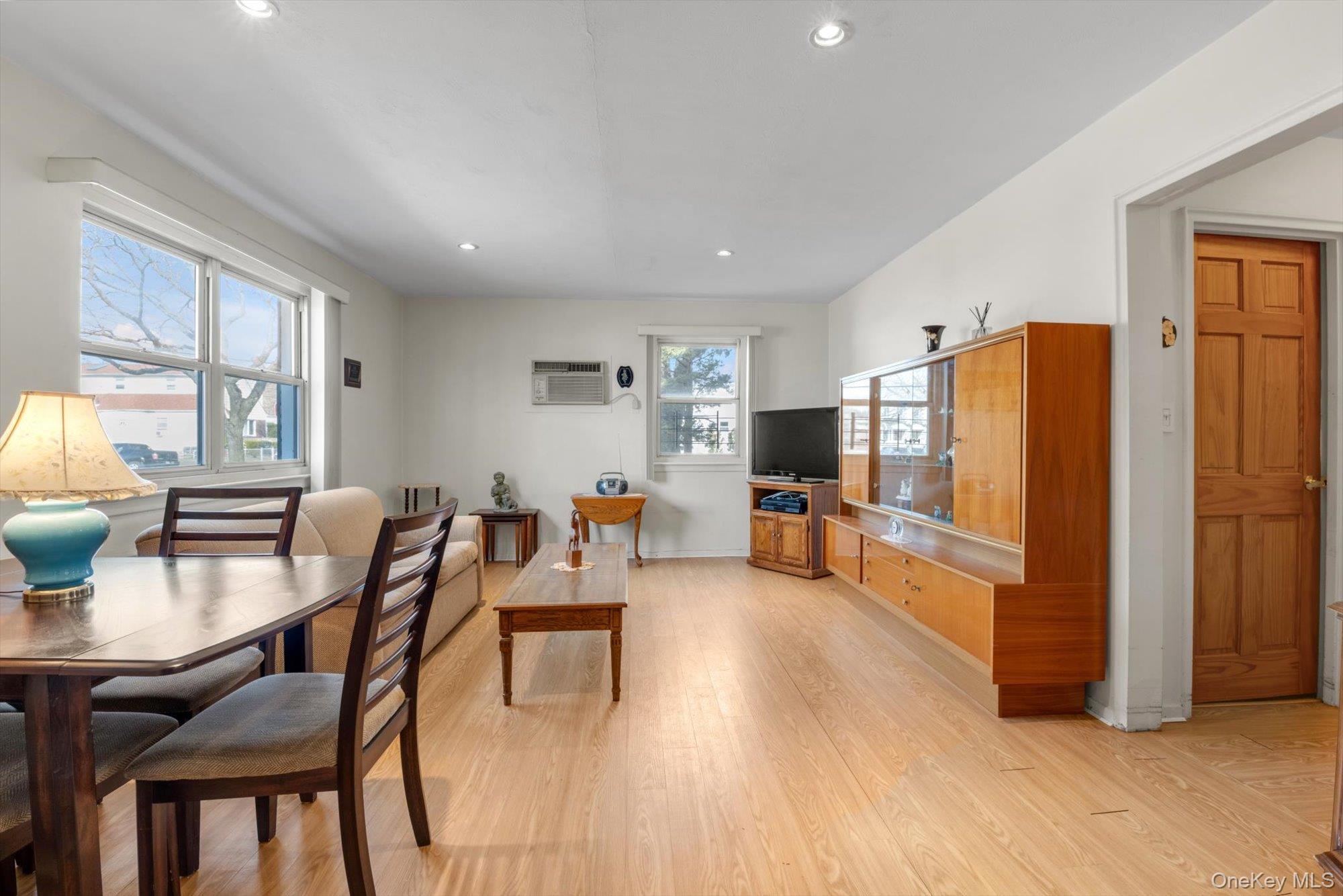 Coop 268th  Queens, NY 11040, MLS-965570-4