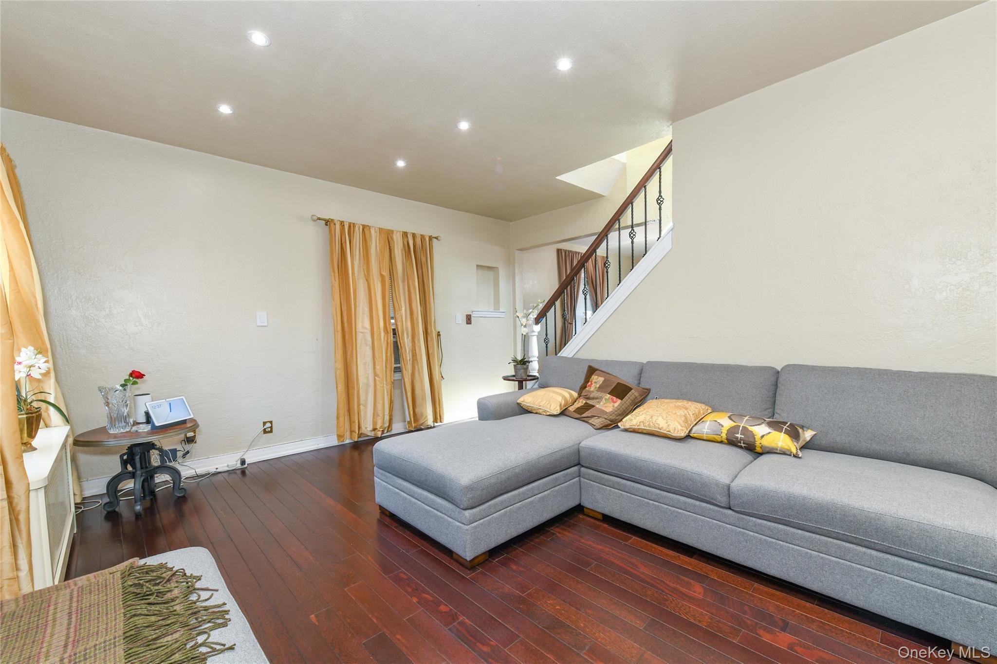 Single Family Van Wyck  Queens, NY 11436, MLS-965571-14