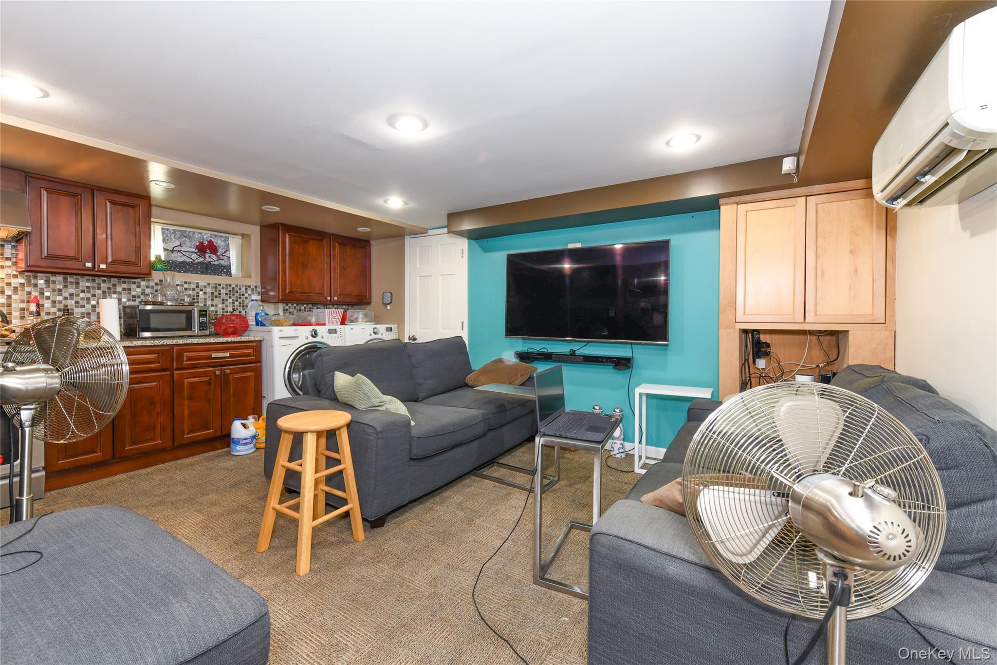 Single Family Van Wyck  Queens, NY 11436, MLS-965571-25