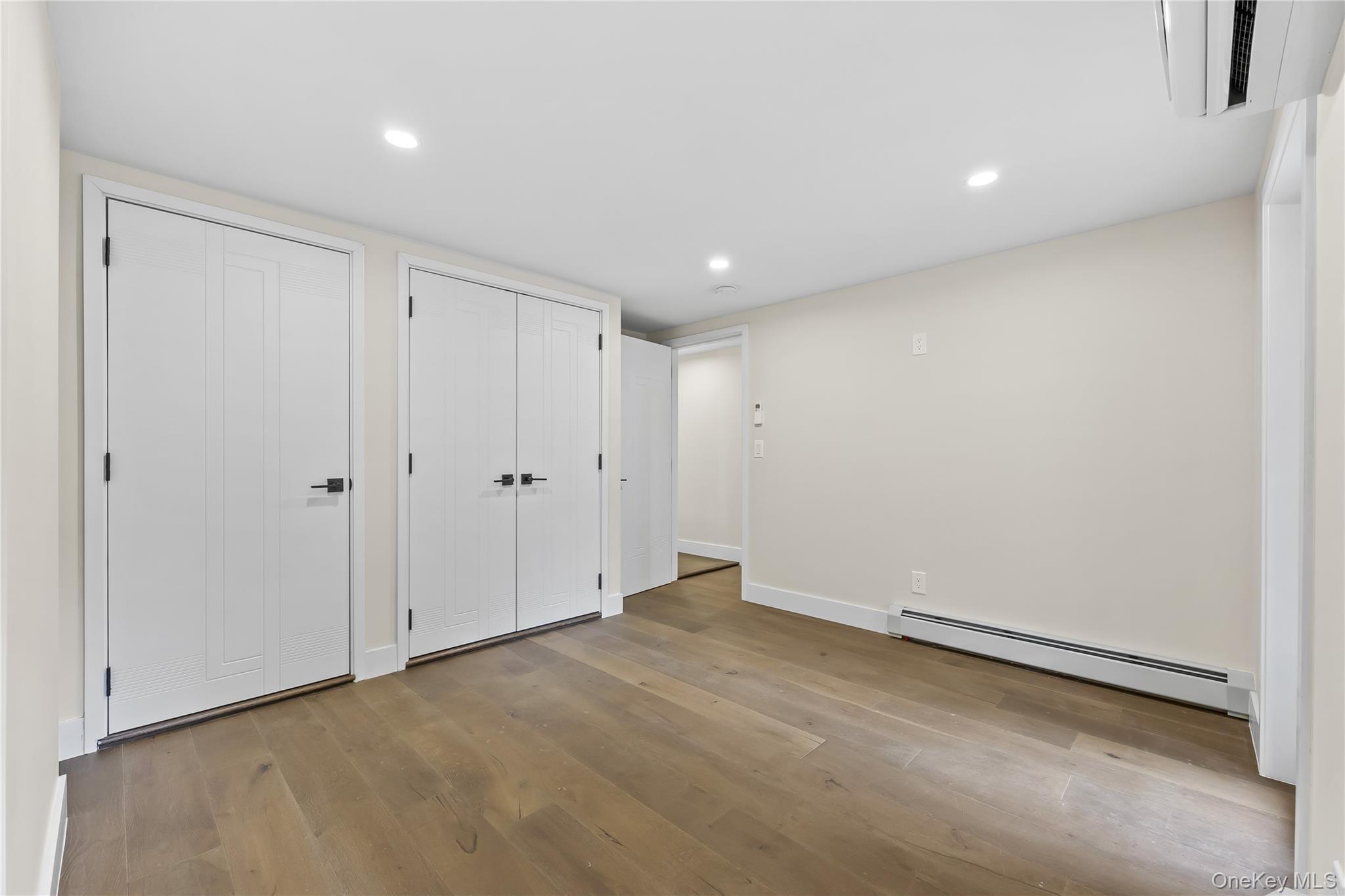 Single Family 45th  Queens, NY 11101, MLS-965575-17