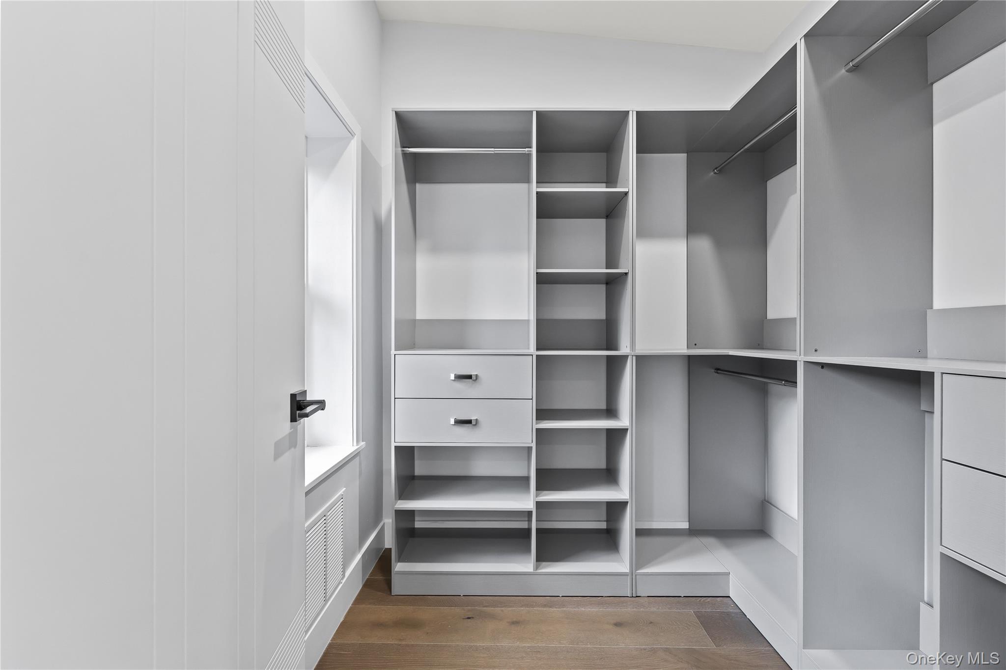 Single Family 45th  Queens, NY 11101, MLS-965575-41