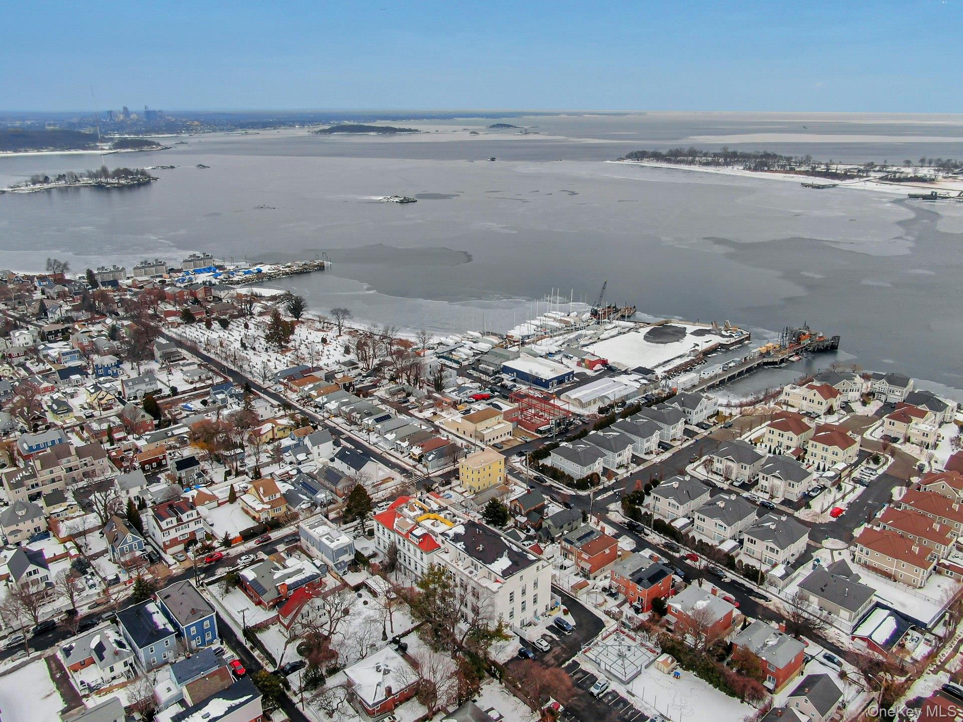 Condo Fordham  Bronx, NY 10464, MLS-965581-29