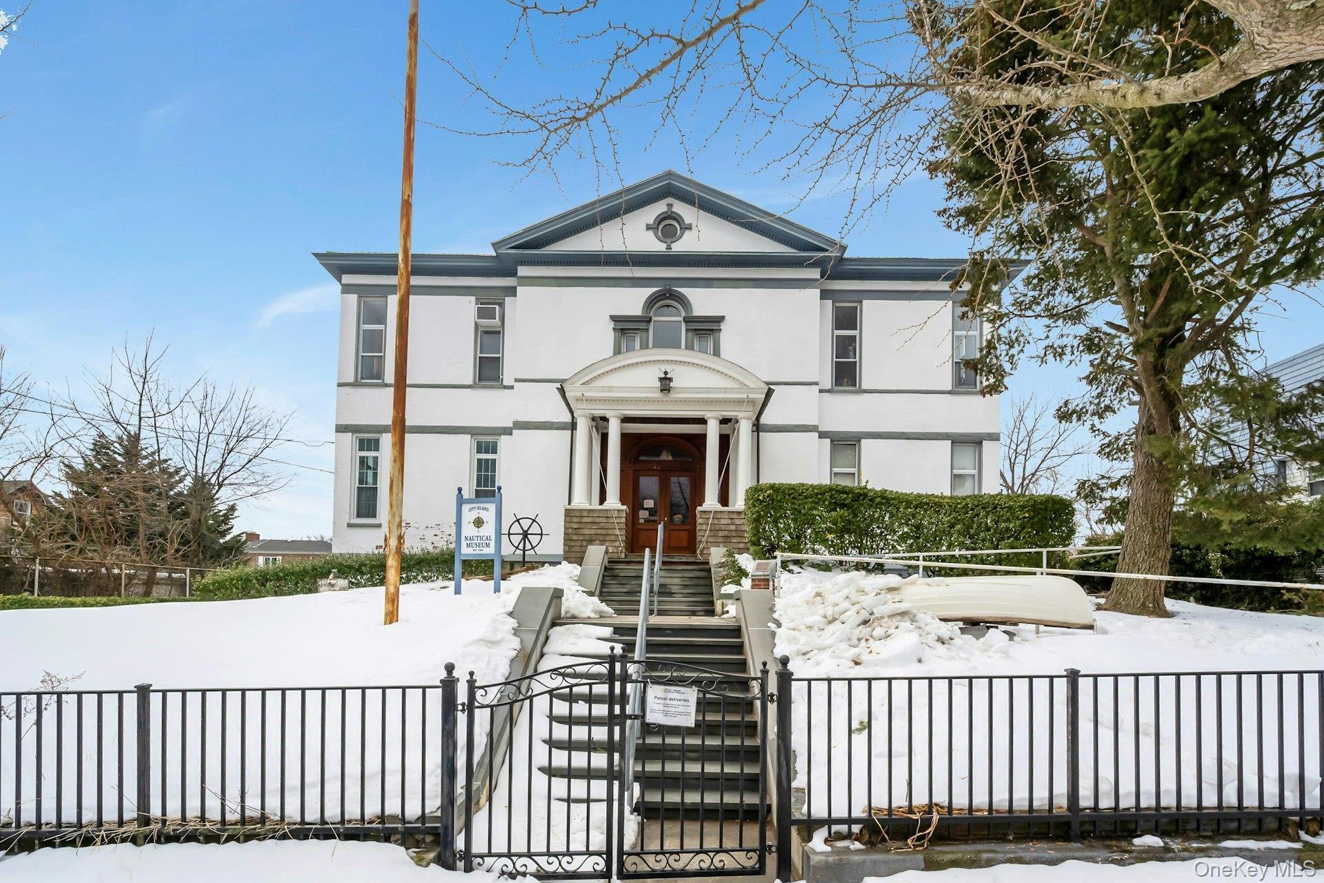 Condo Fordham  Bronx, NY 10464, MLS-965581-31