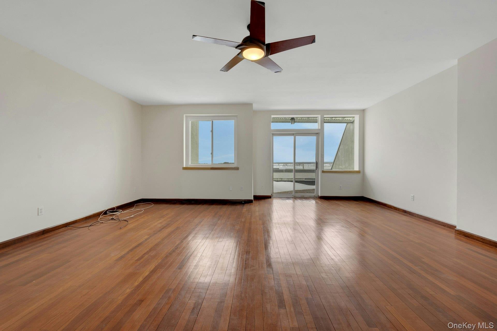 Condo Fordham  Bronx, NY 10464, MLS-965581-4