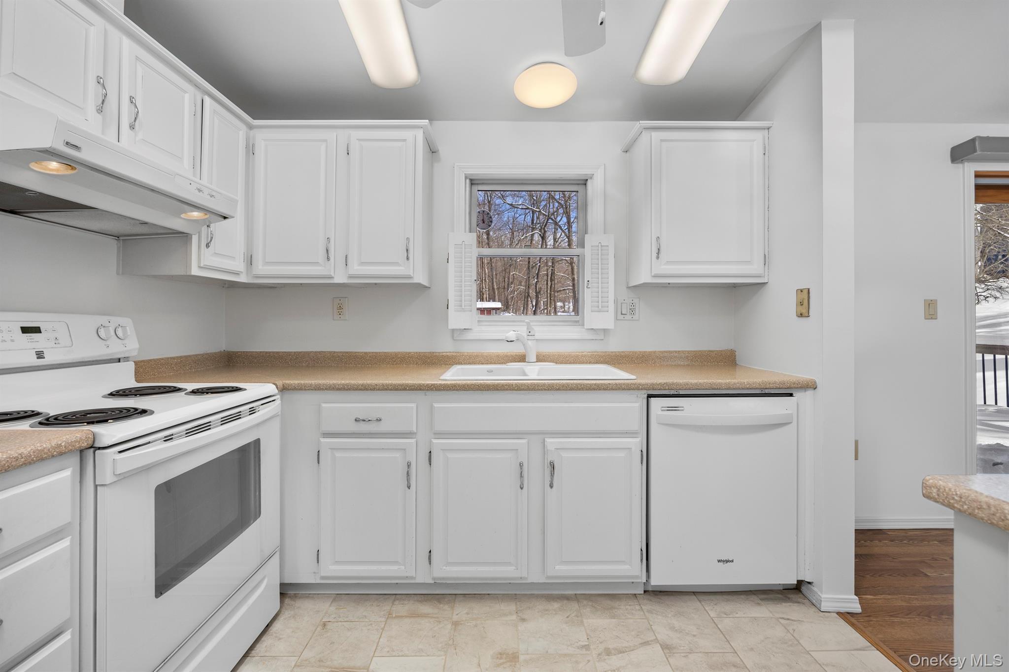 Single Family Layton  Dutchess County, NY 12581, MLS-965600-13