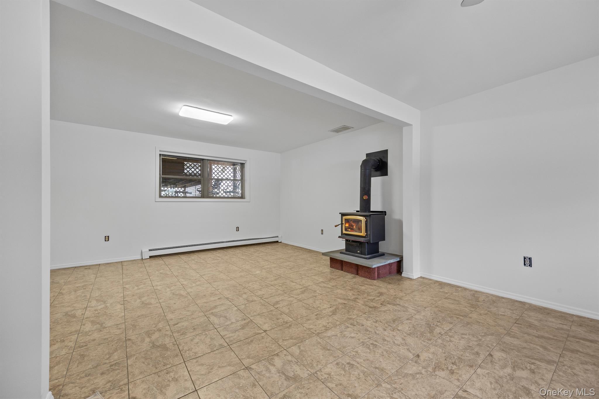 Single Family Layton  Dutchess County, NY 12581, MLS-965600-15