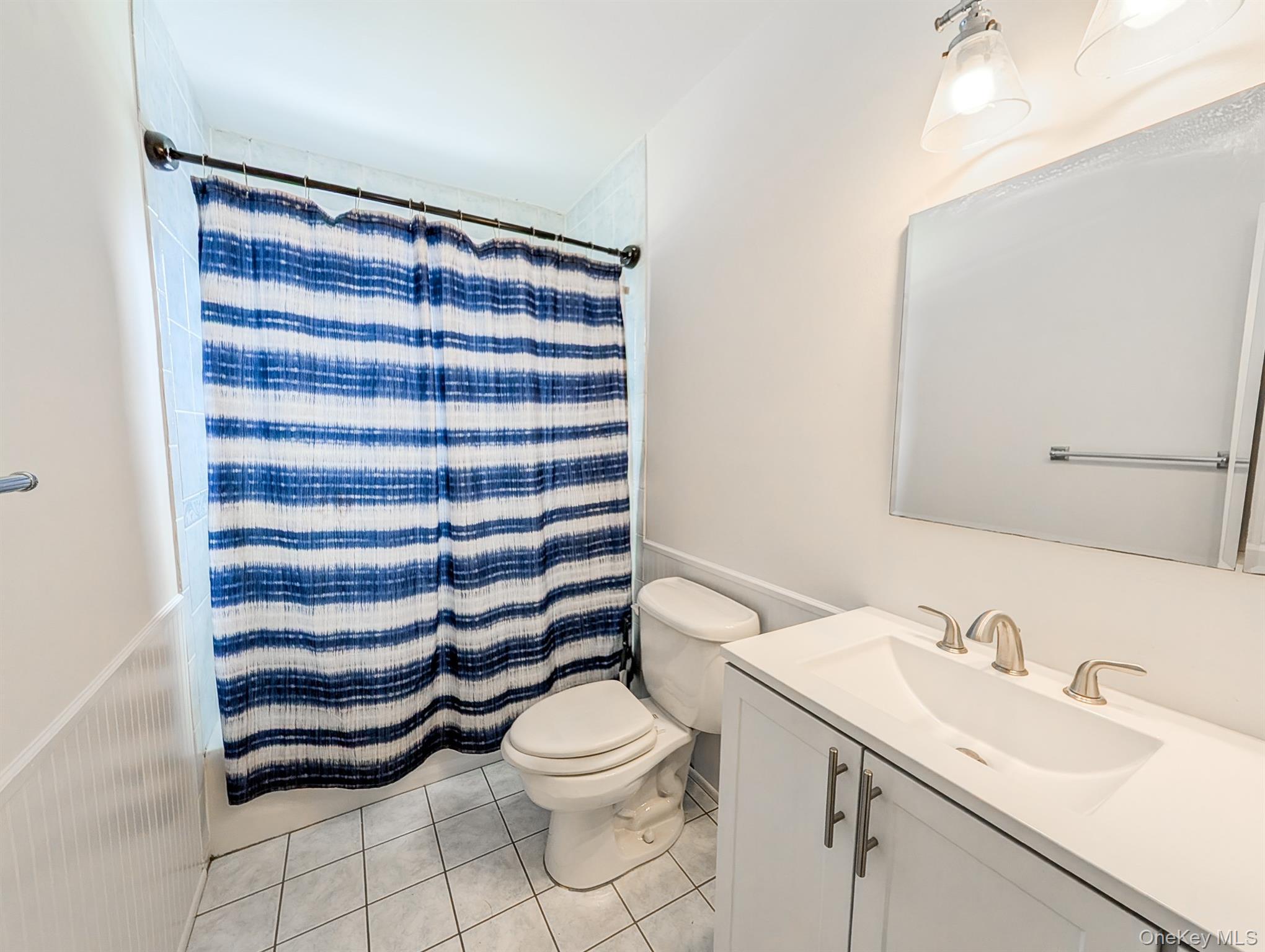 Condo Artist Lake  Suffolk County, NY 11953, MLS-965606-11