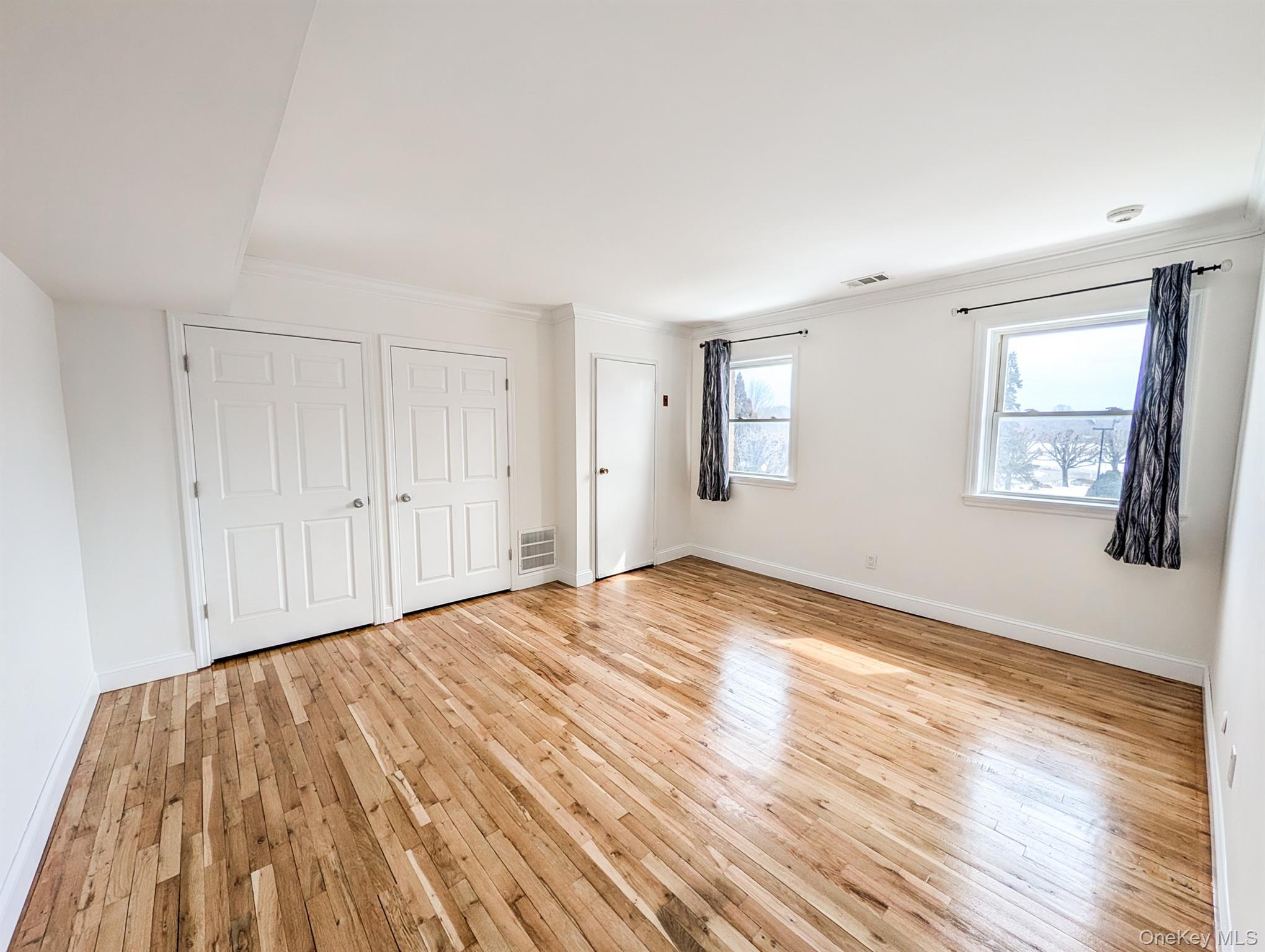 Condo Artist Lake  Suffolk County, NY 11953, MLS-965606-9