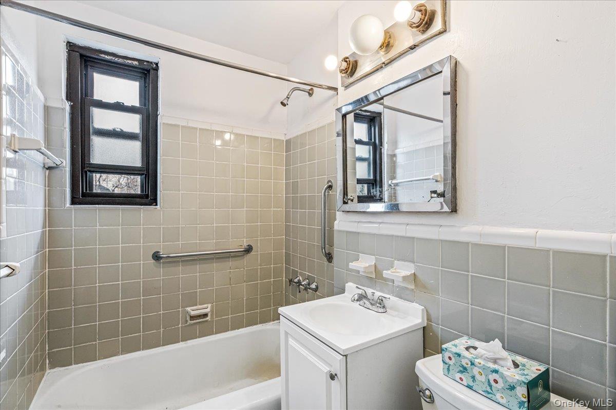 Coop 246th  Queens, NY 11362, MLS-965624-18