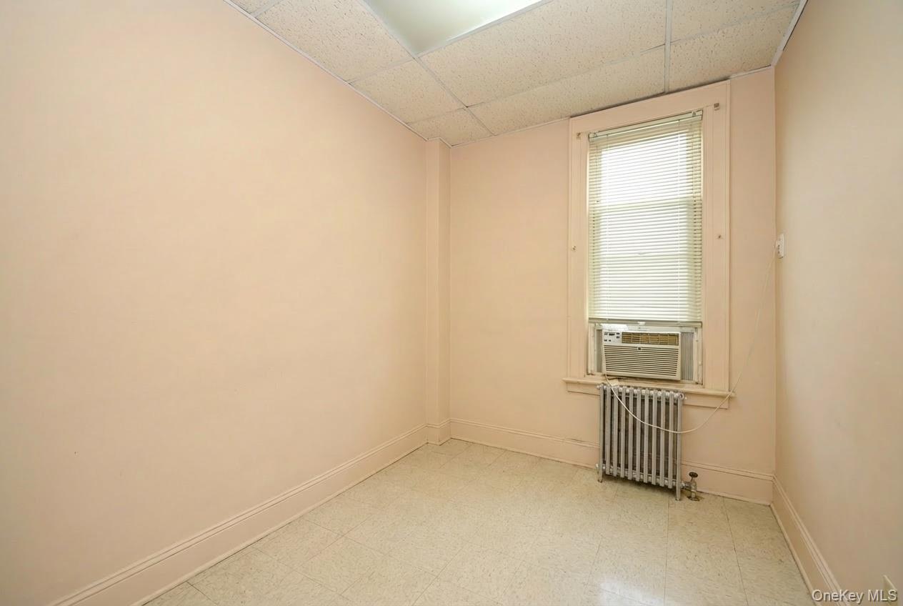 Single Family 72nd  Queens, NY 11385, MLS-965640-7