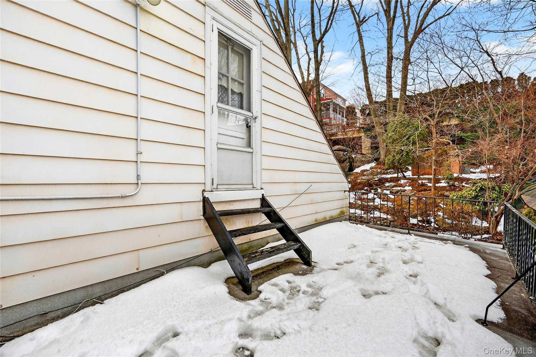 Single Family Raybrook  Westchester County, NY 10704, MLS-965647-23