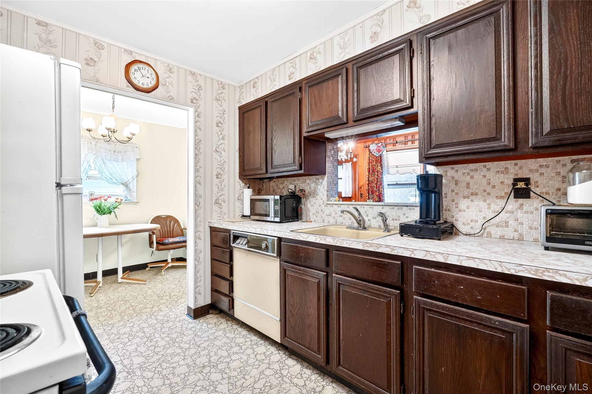 Single Family Raybrook  Westchester County, NY 10704, MLS-965647-7