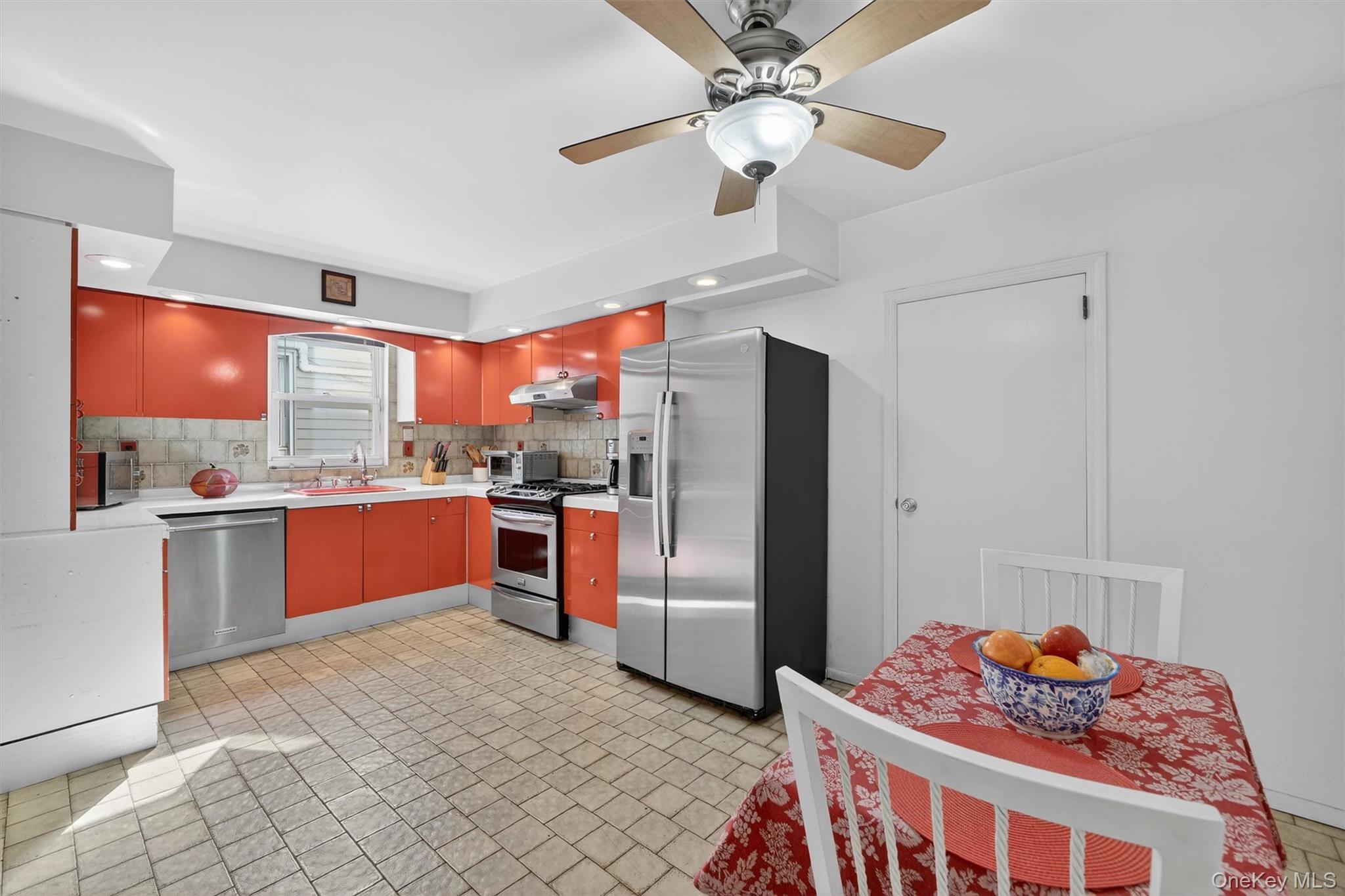 Single Family Matthews  Bronx, NY 10467, MLS-965657-10