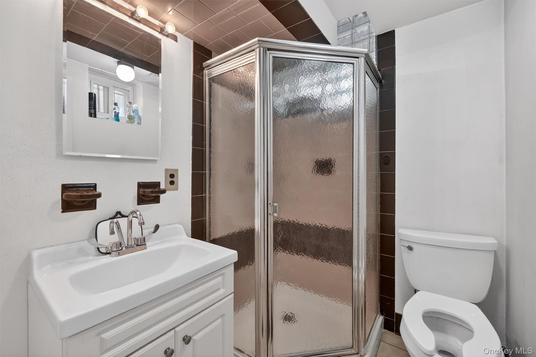 Single Family Matthews  Bronx, NY 10467, MLS-965657-28