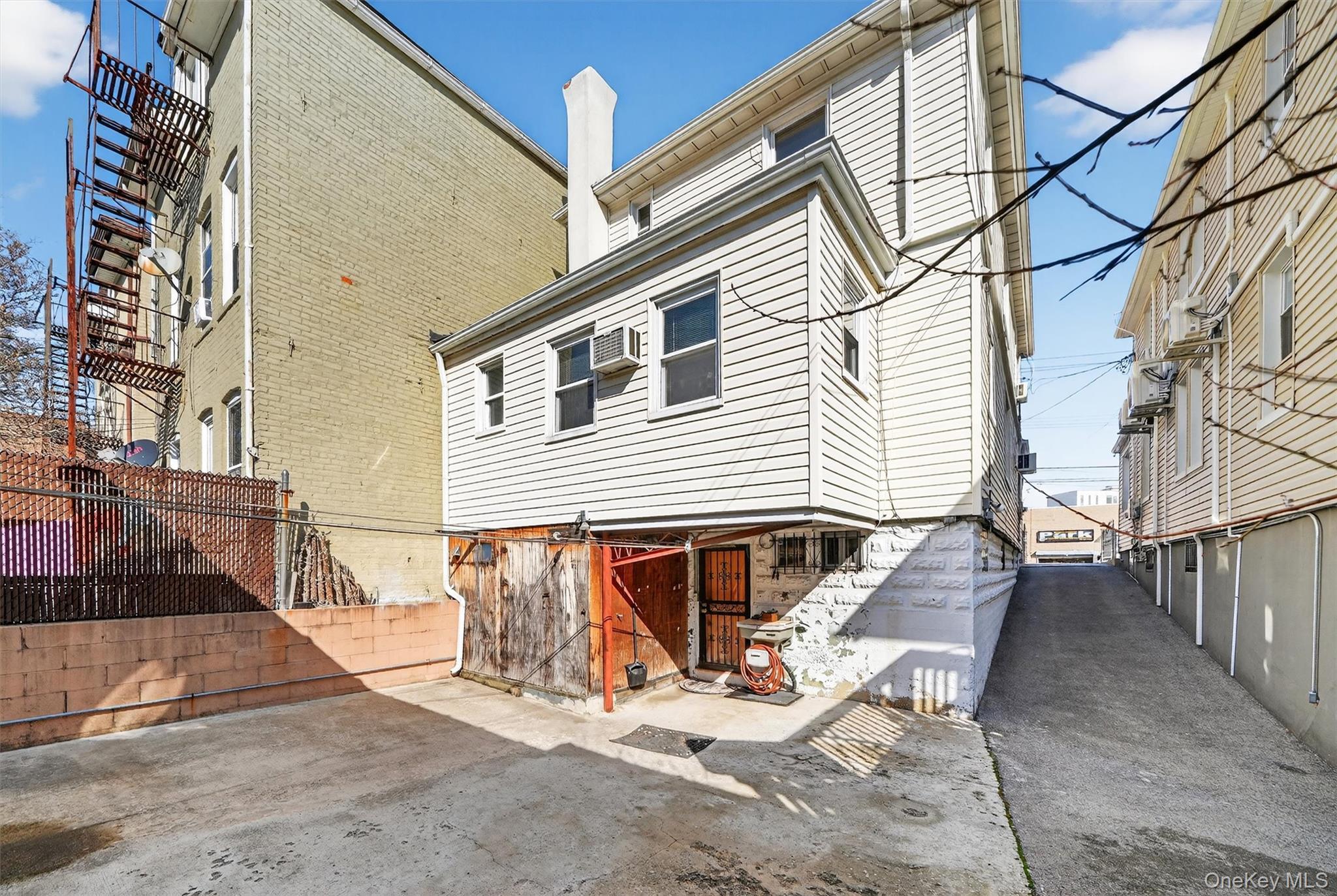 Single Family Matthews  Bronx, NY 10467, MLS-965657-31