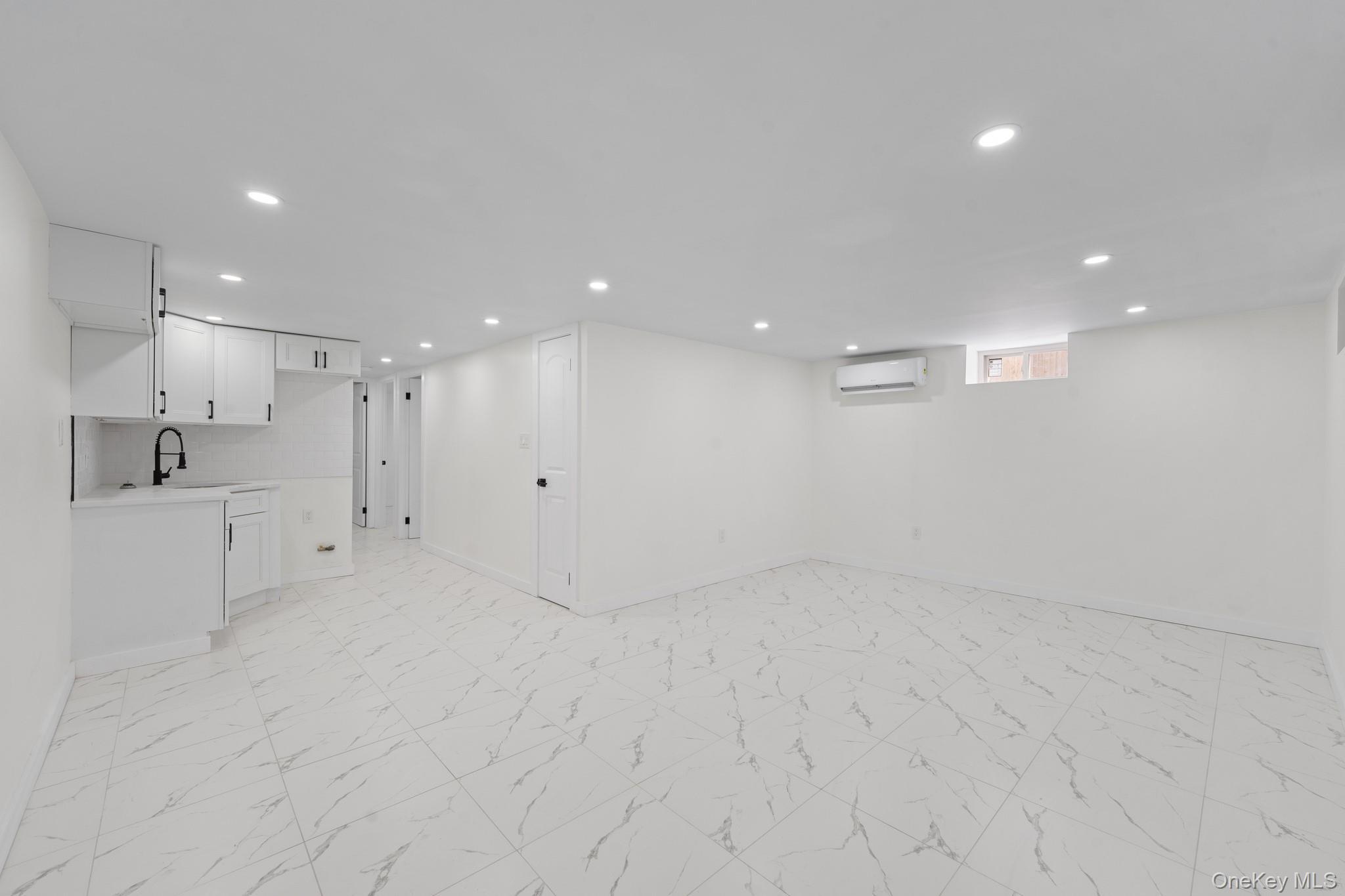 Single Family 159th  Queens, NY 11433, MLS-965667-10