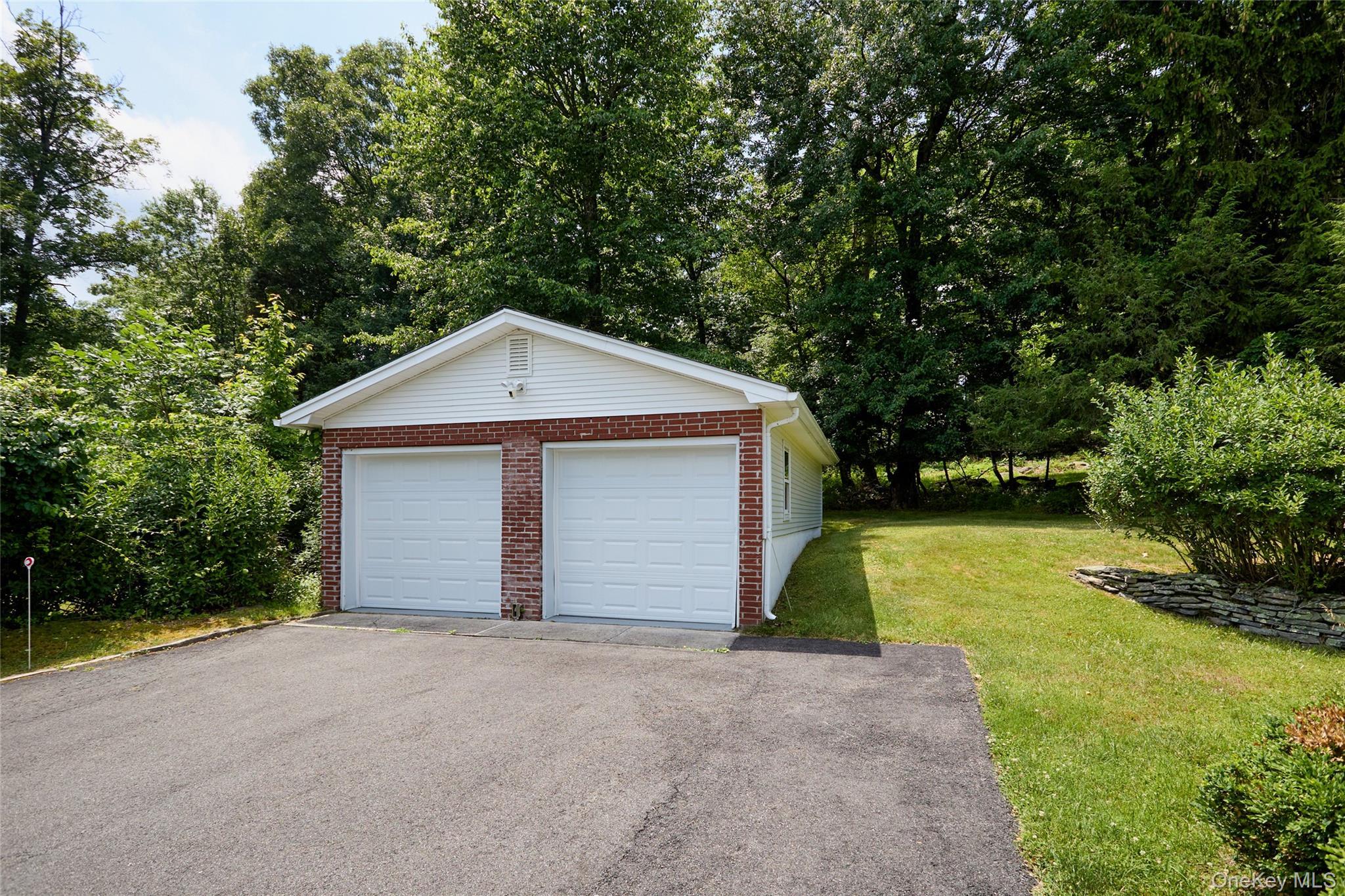 Single Family Sunset Terrace Orange County, NY 10930, MLS-965720-2