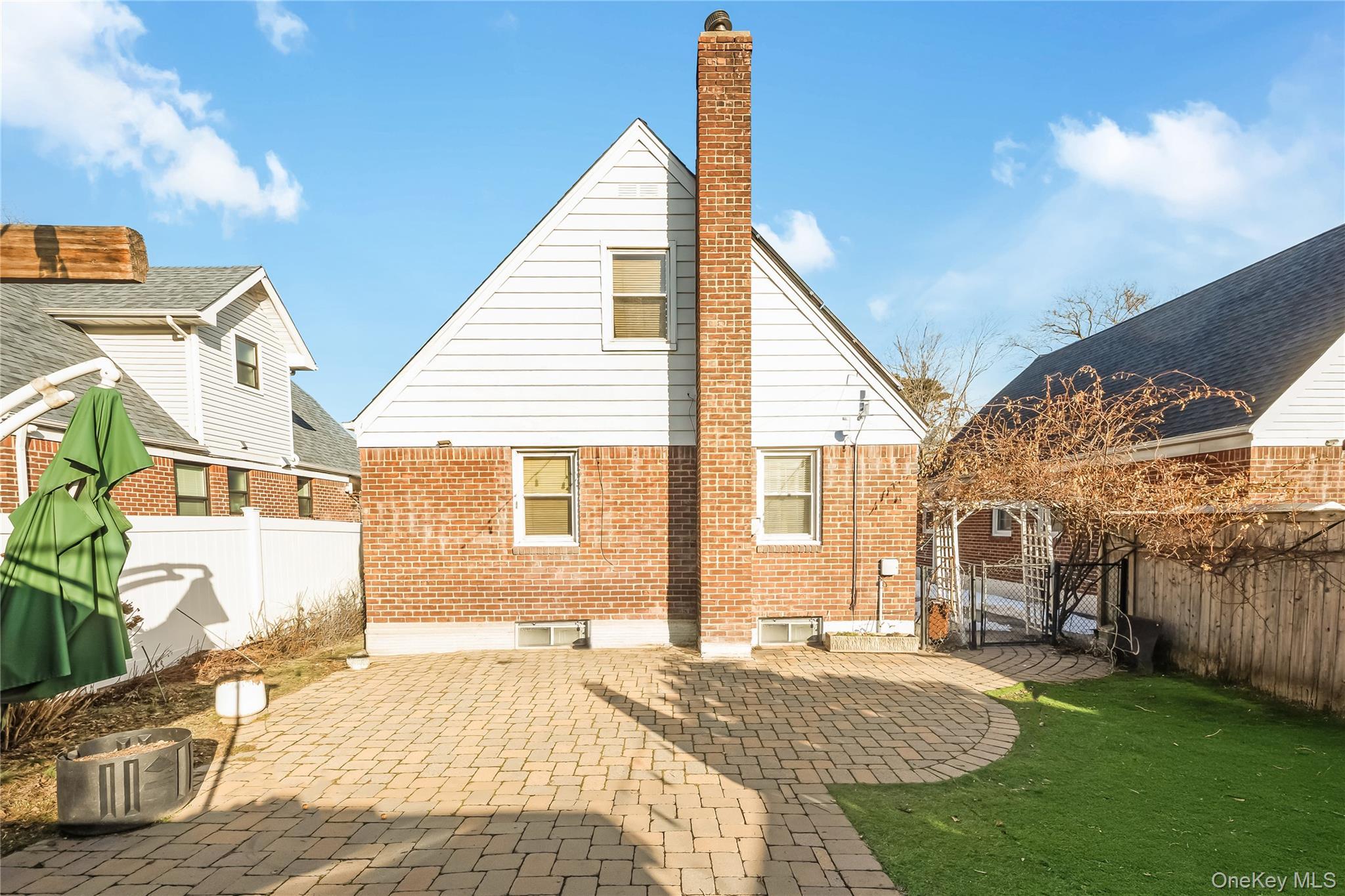 Single Family 166th  Queens, NY 11365, MLS-965732-22