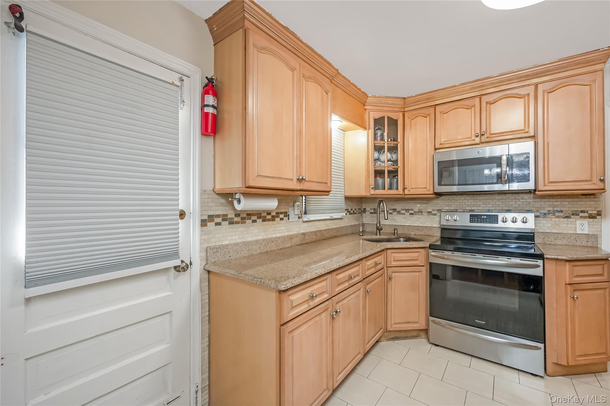 Single Family 166th  Queens, NY 11365, MLS-965732-8