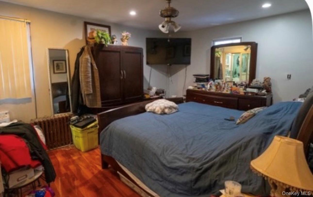 Single Family Murdock  Queens, NY 11429, MLS-965739-2