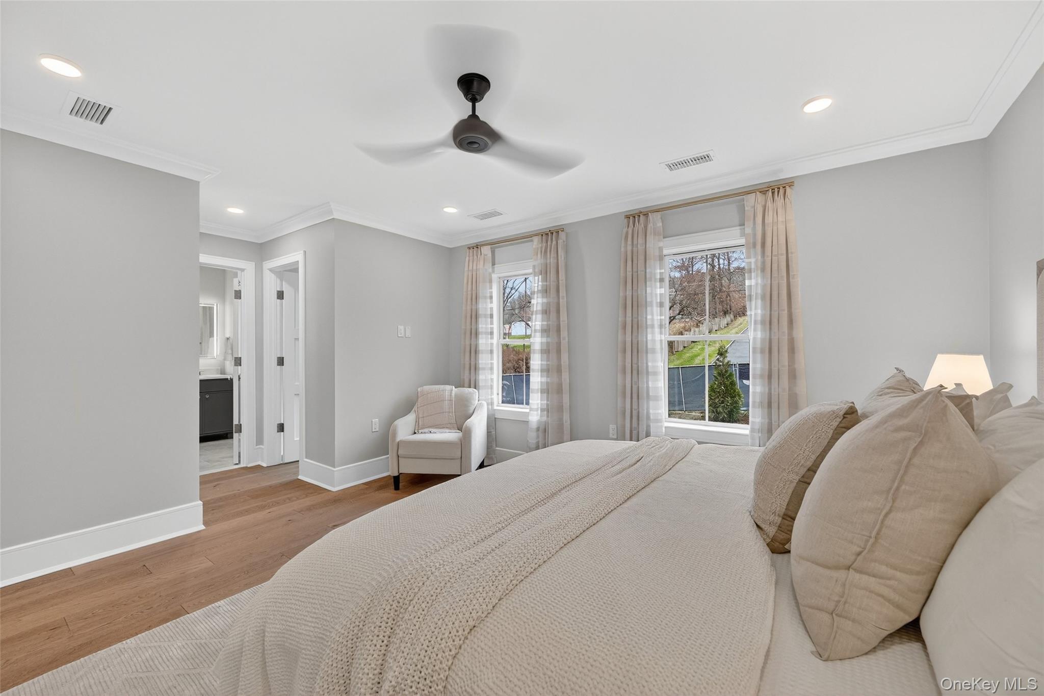 Condo Soundview  Westchester County, NY 10598, MLS-965745-18