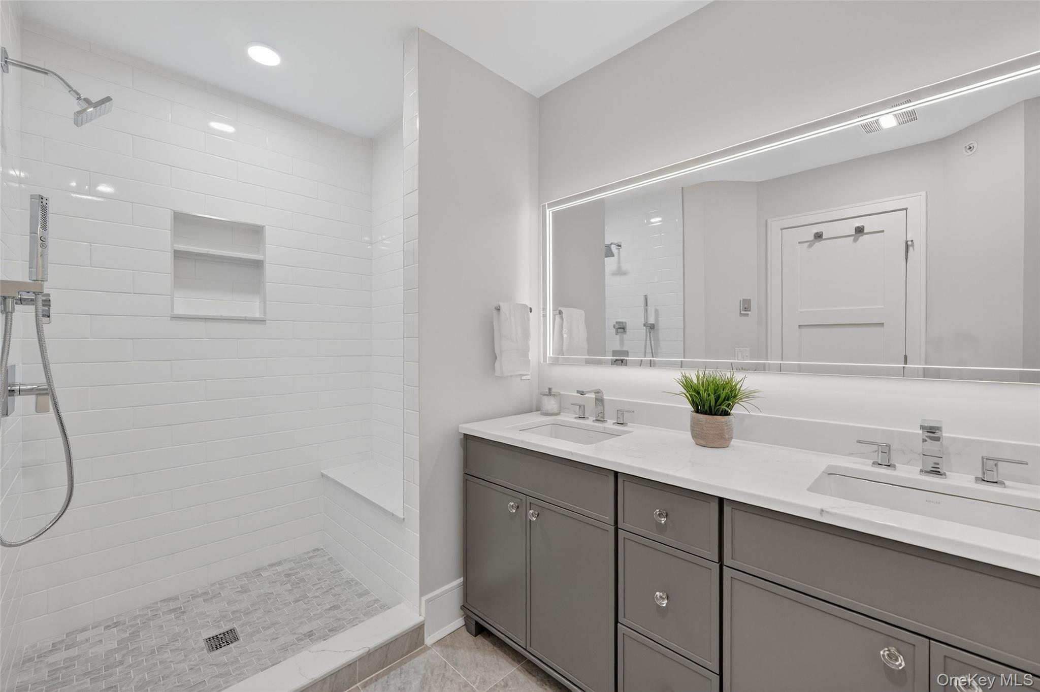 Condo Soundview  Westchester County, NY 10598, MLS-965745-19