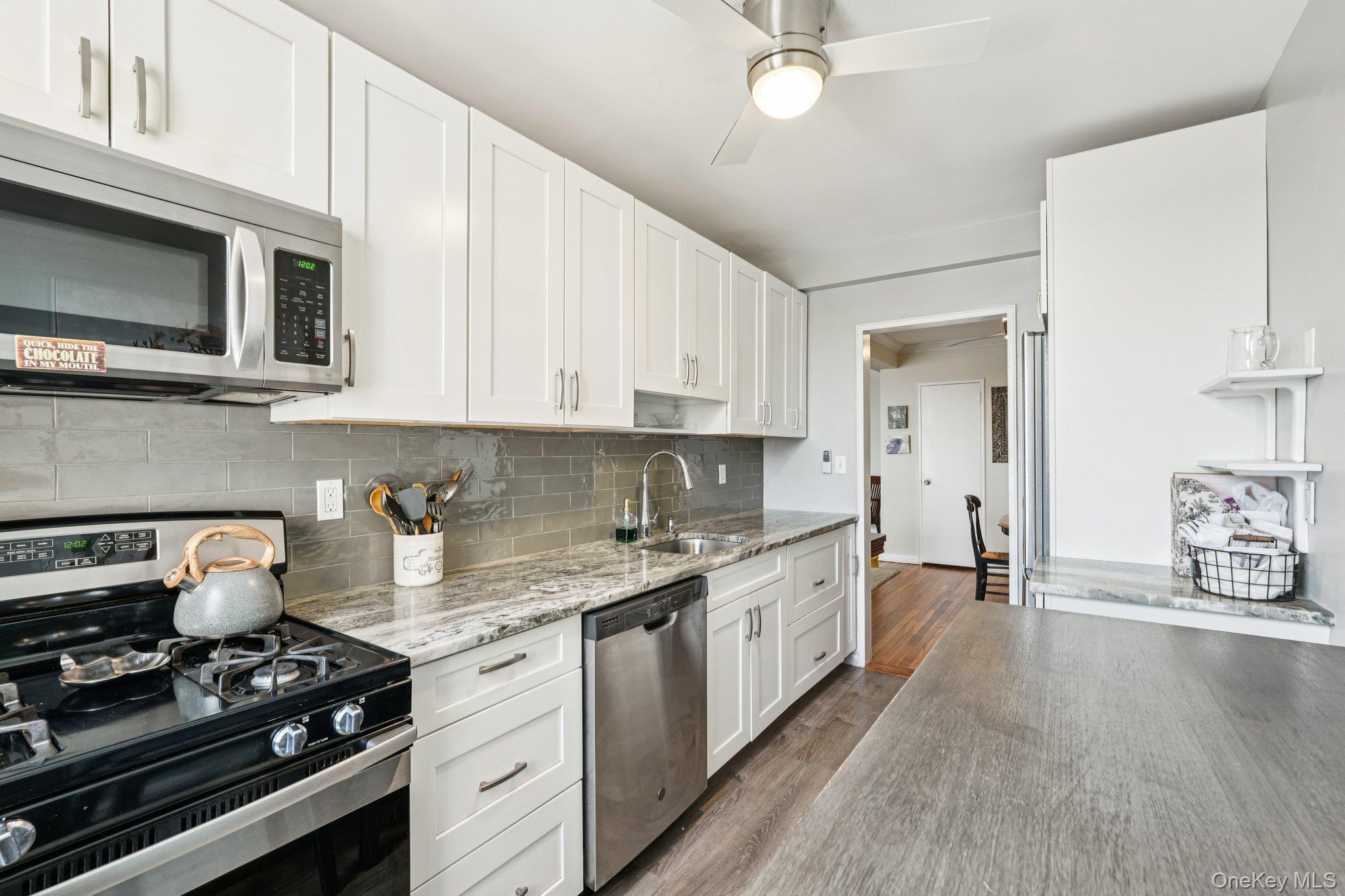 Coop Putnam Hill  Out Of Area, NY 06830, MLS-965760-10