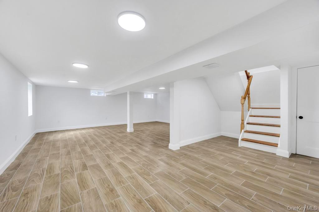 Single Family Silverpine Suffolk County, NY 11701, MLS-965764-14