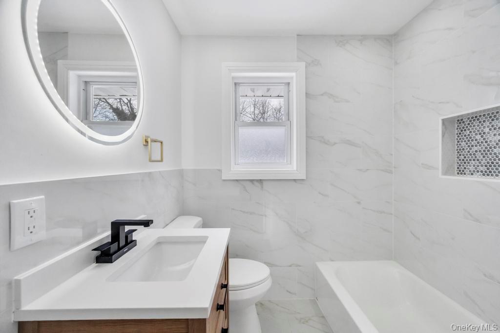 Single Family Silverpine Suffolk County, NY 11701, MLS-965764-7