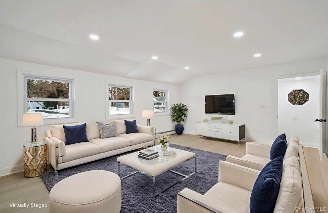 Single Family Linda  Suffolk County, NY 11722, MLS-965797-6