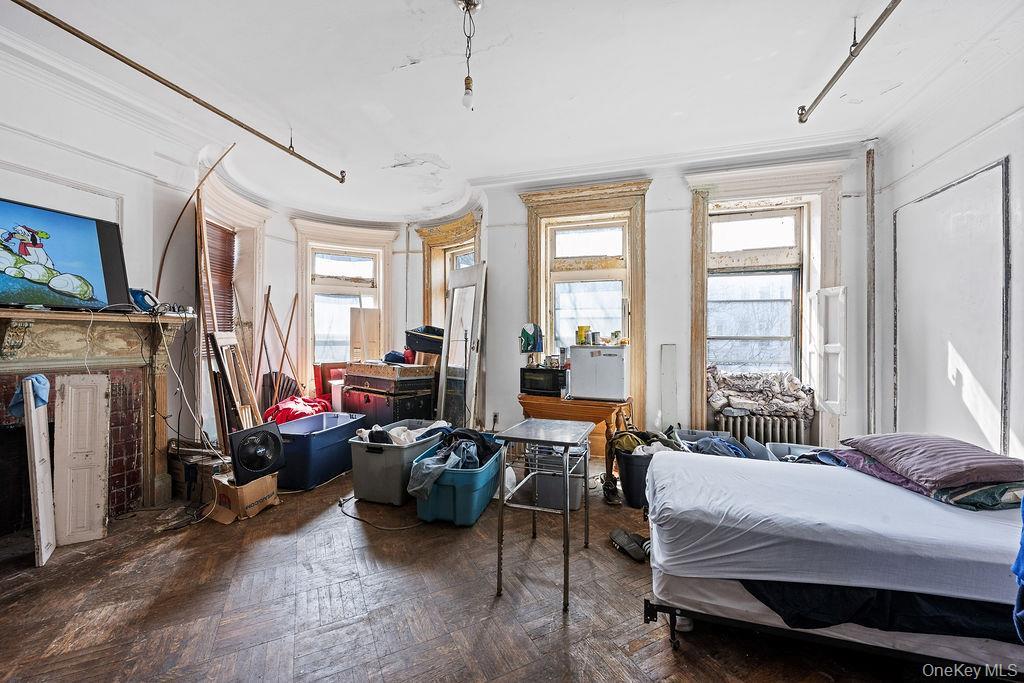 Single Family Park  Brooklyn, NY 11216, MLS-965803-21