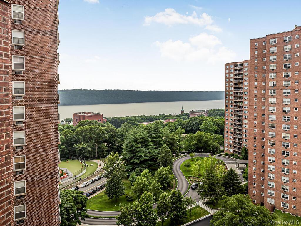 Coop Arlington  Bronx, NY 10471, MLS-965814-2