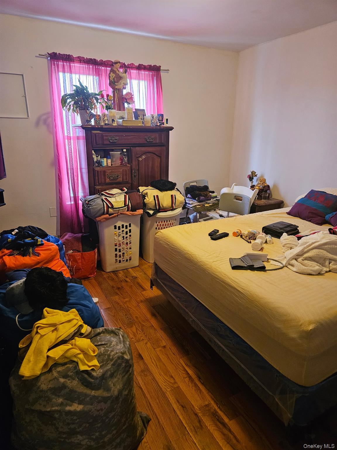 Single Family Beach 44th  Queens, NY 11691, MLS-965820-28