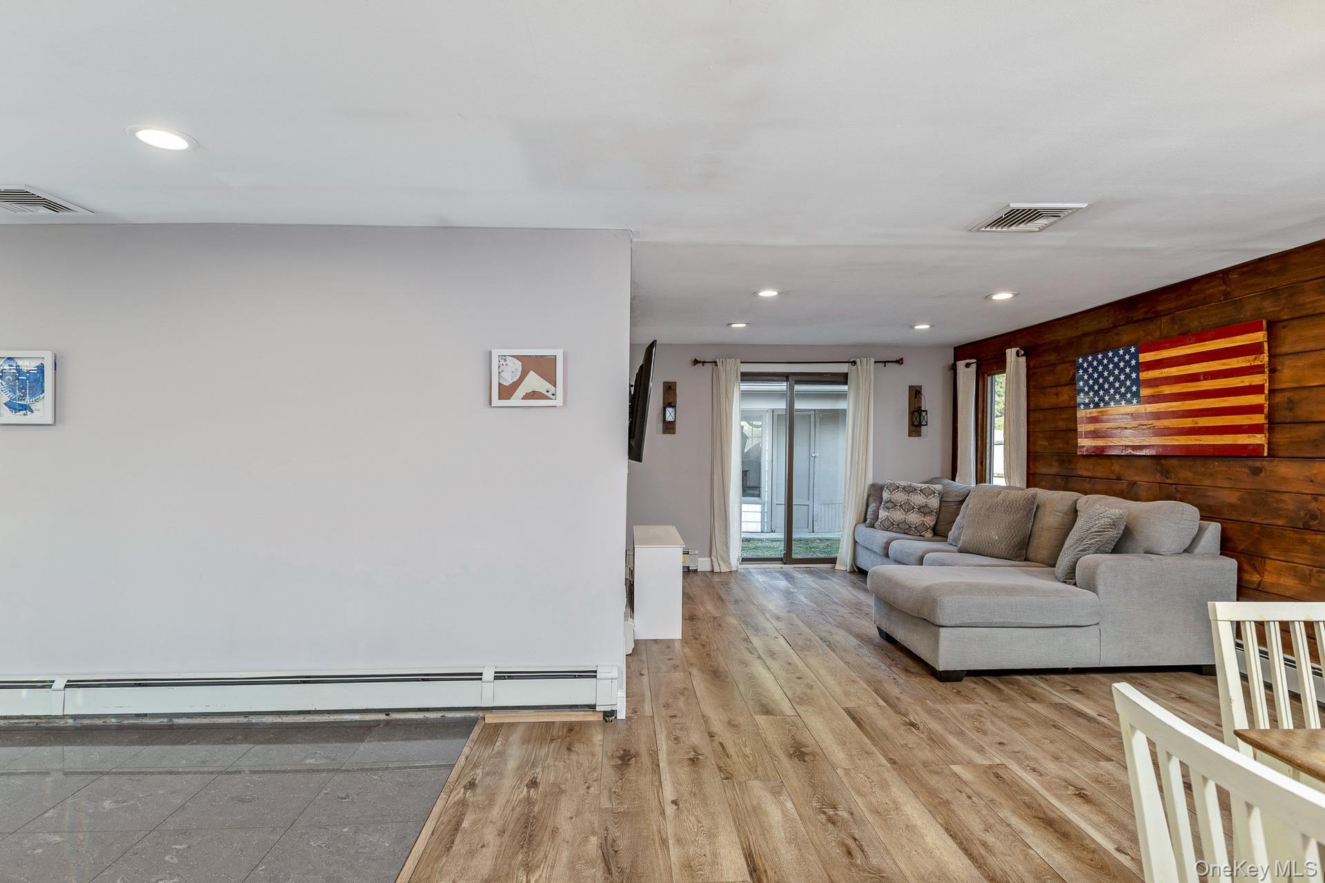 Single Family Longleaf Suffolk County, NY 11763, MLS-965823-12