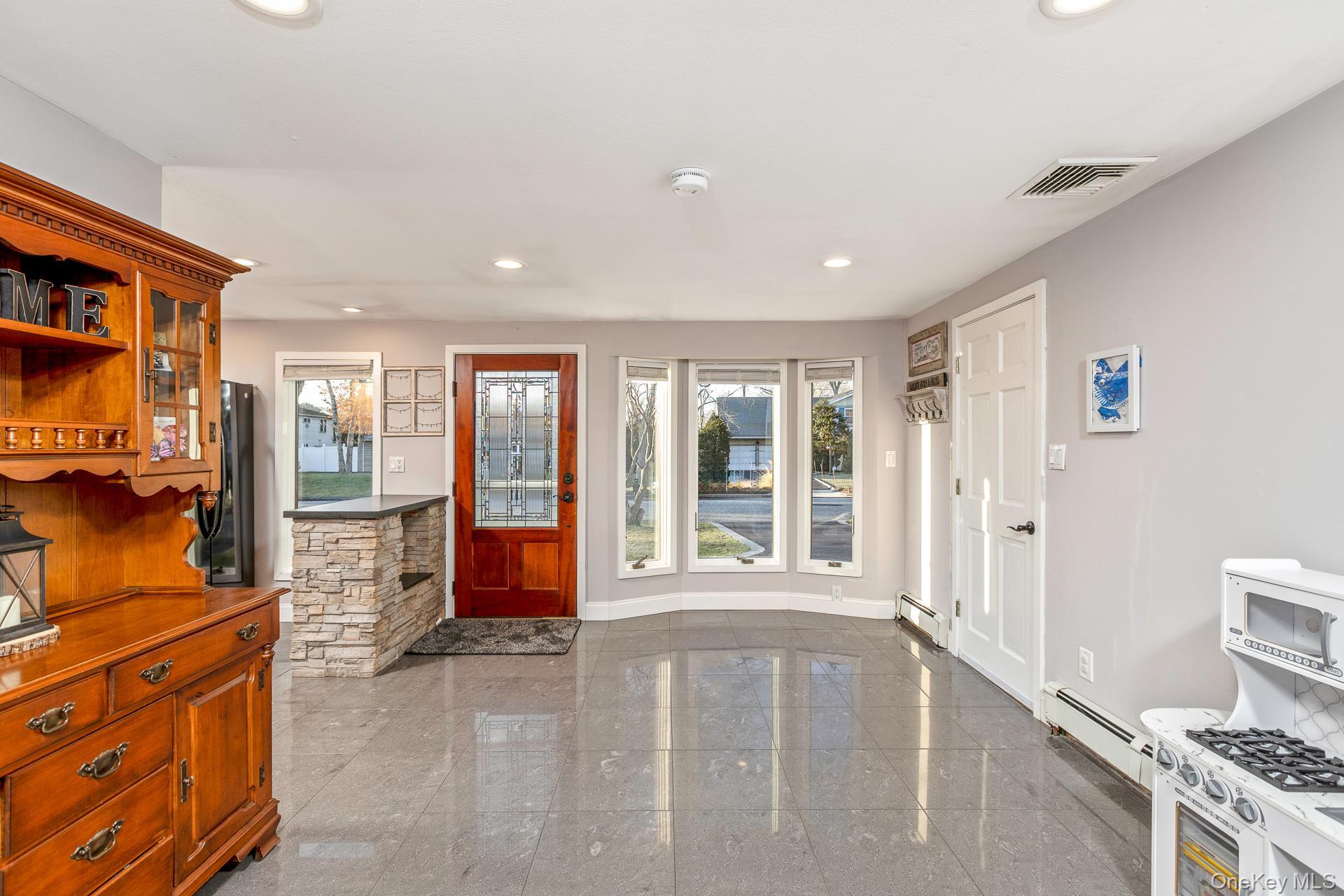 Single Family Longleaf Suffolk County, NY 11763, MLS-965823-5