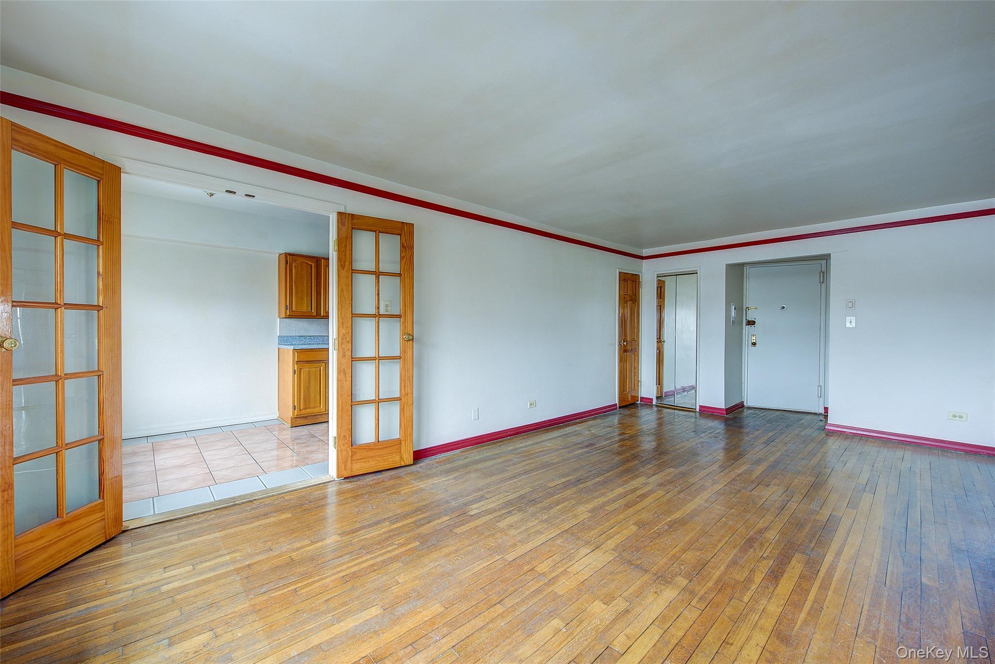 Coop Austin  Queens, NY 11374, MLS-965848-8