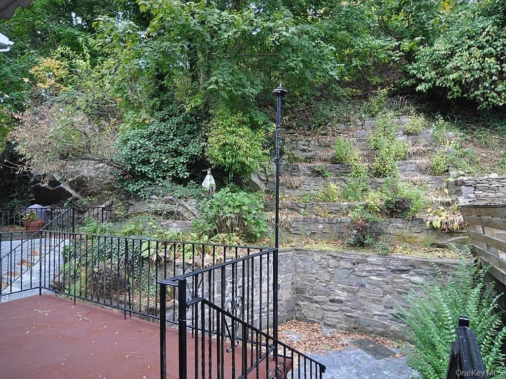 Single Family Parkview  Westchester County, NY 10710, MLS-965862-16