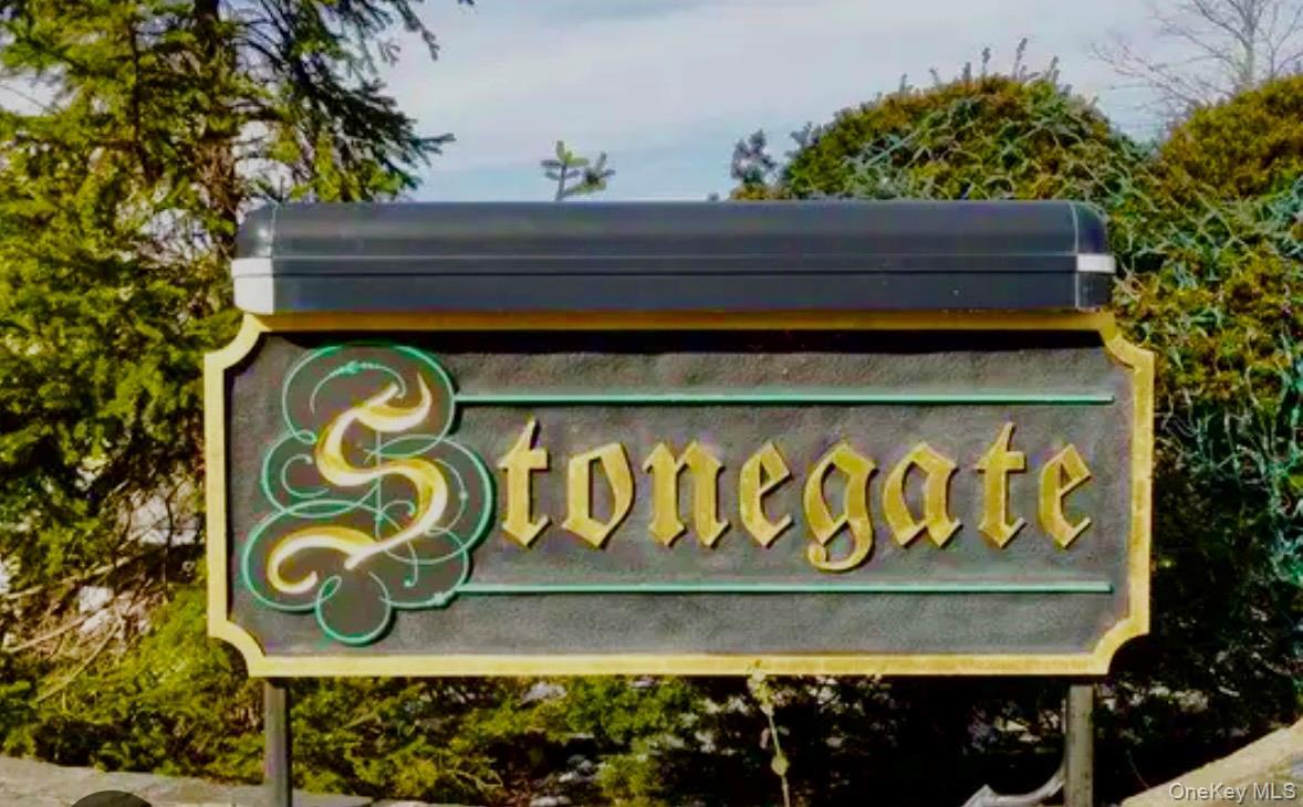 Coop Crompond  Westchester County, NY 10566, MLS-965867-18