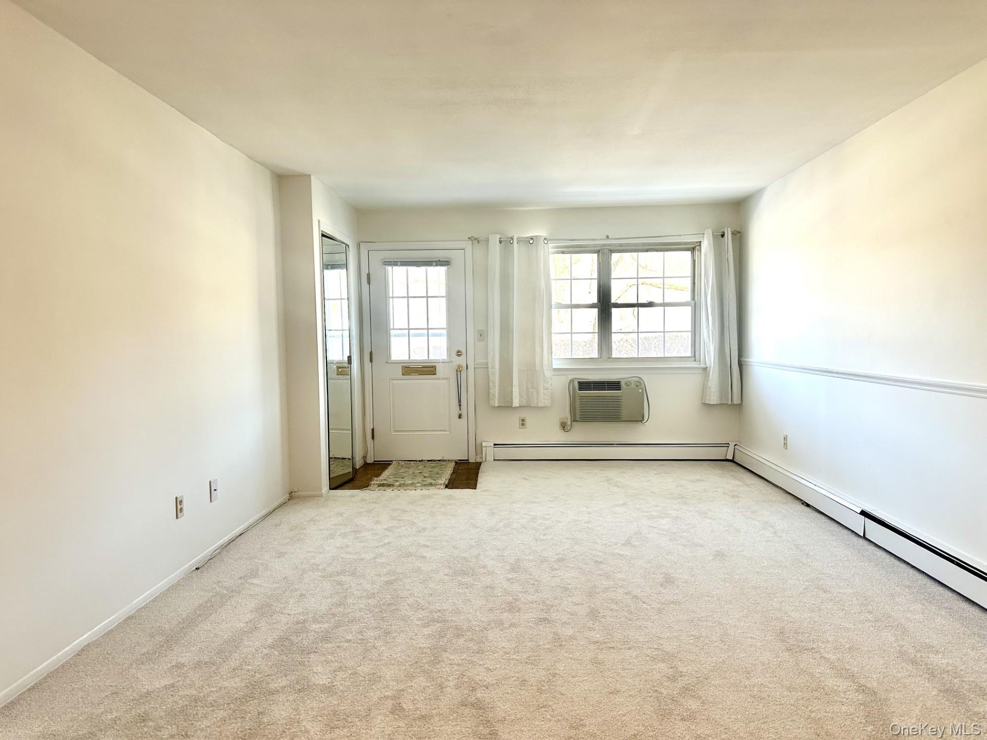 Coop Crompond  Westchester County, NY 10566, MLS-965867-4