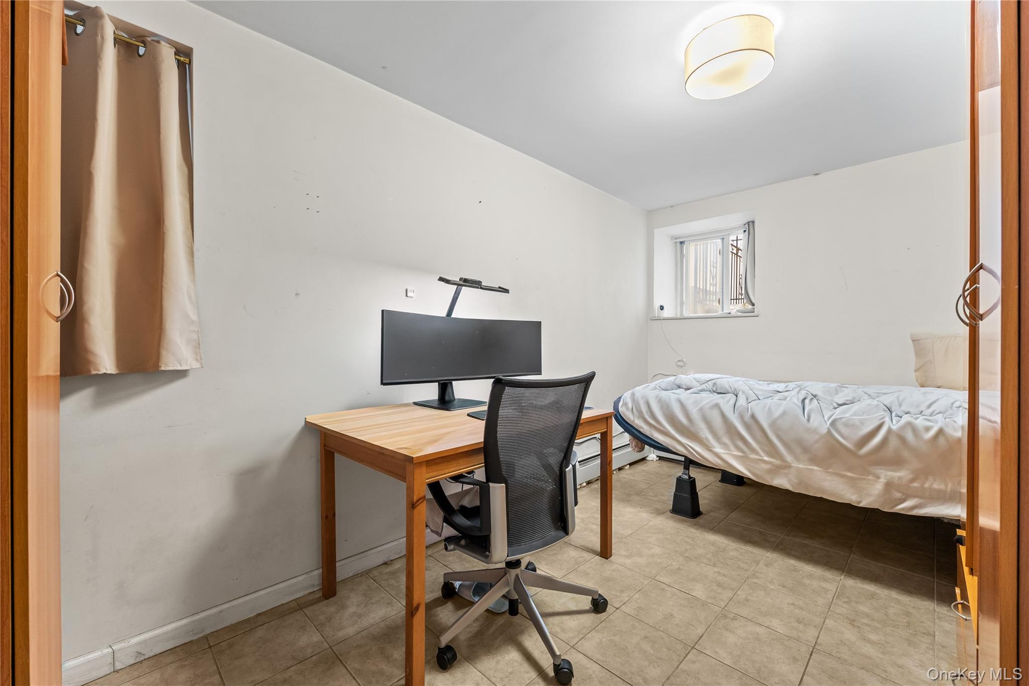 Single Family 37th  Queens, NY 11105, MLS-965874-21