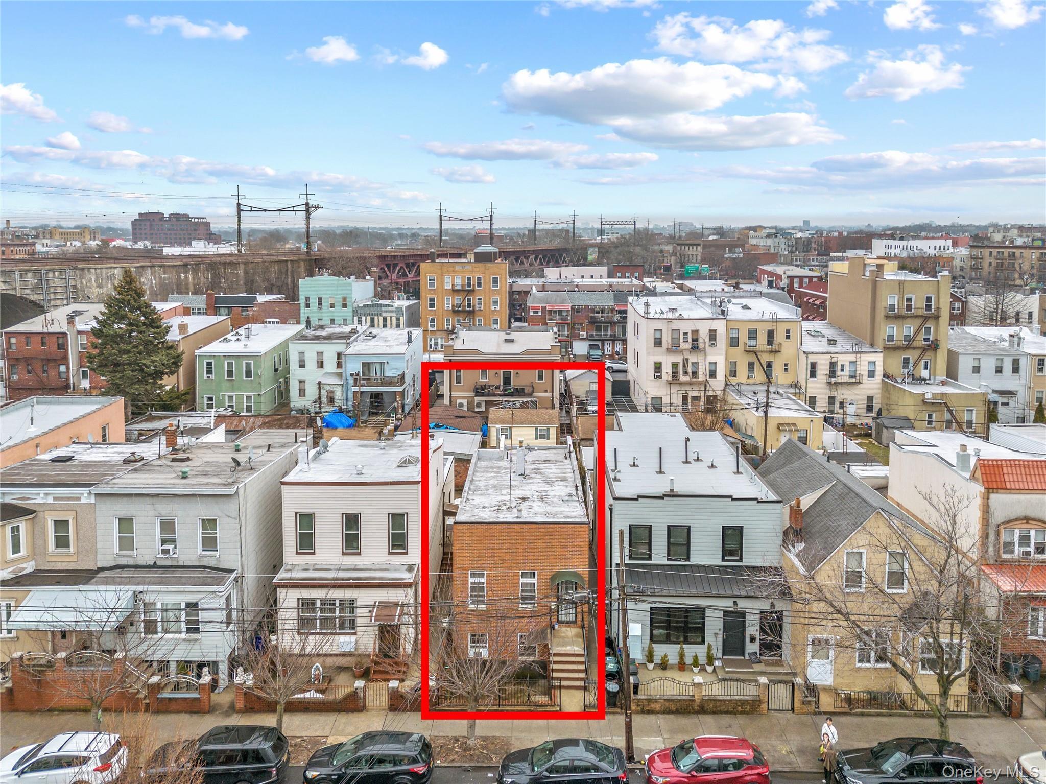 Single Family 37th  Queens, NY 11105, MLS-965874-26