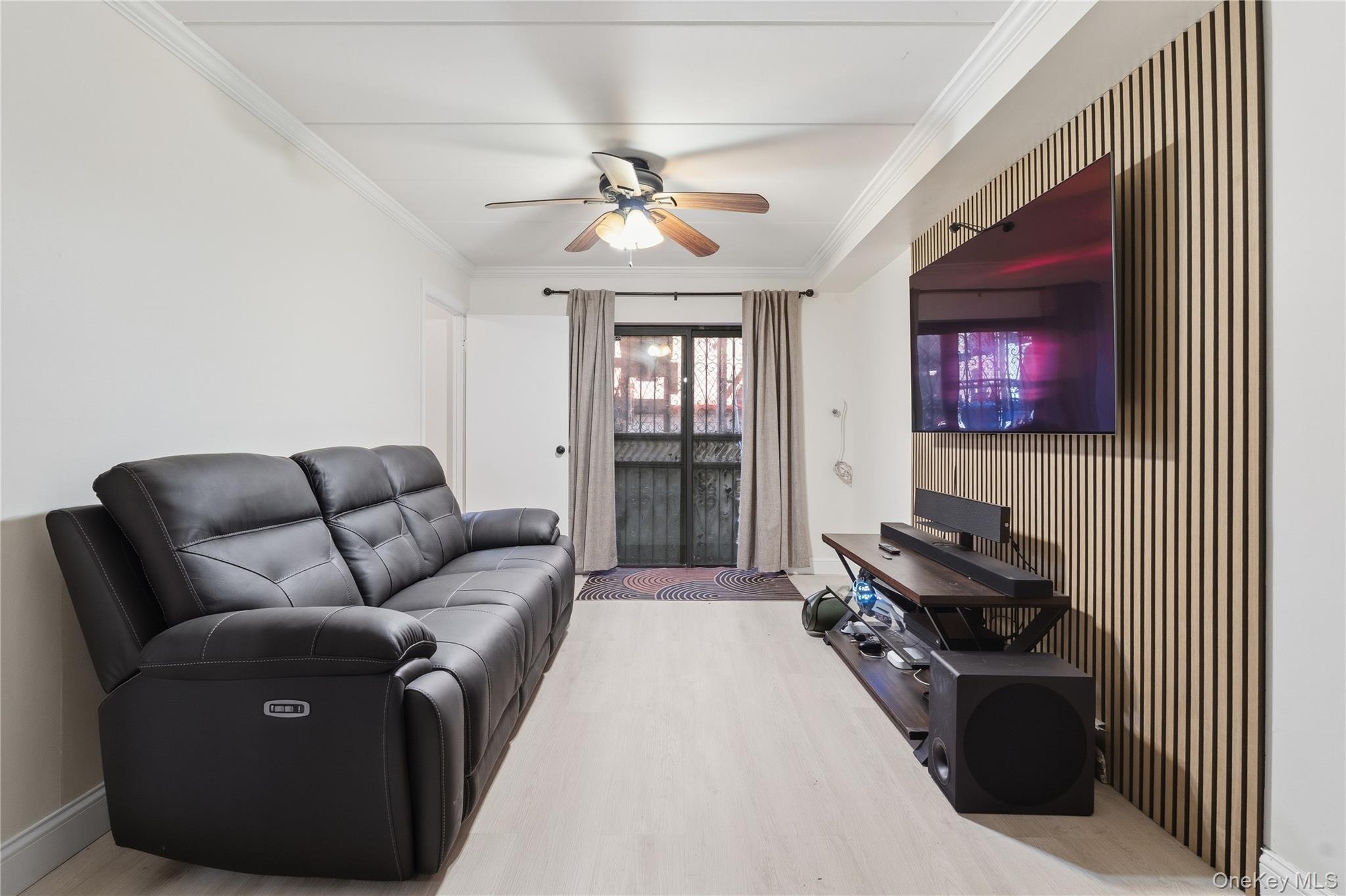 Single Family Home  Bronx, NY 10459, MLS-965878-11