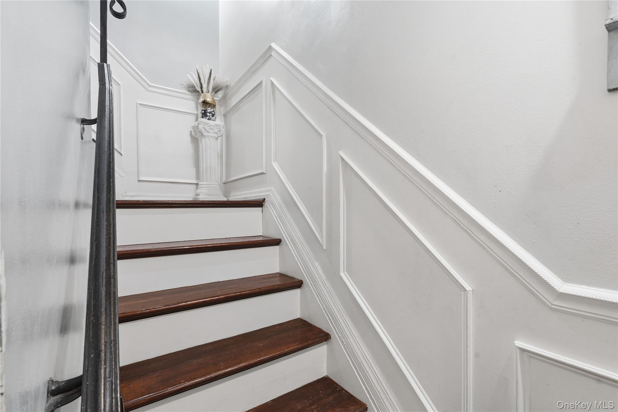 Single Family Home  Bronx, NY 10459, MLS-965878-27