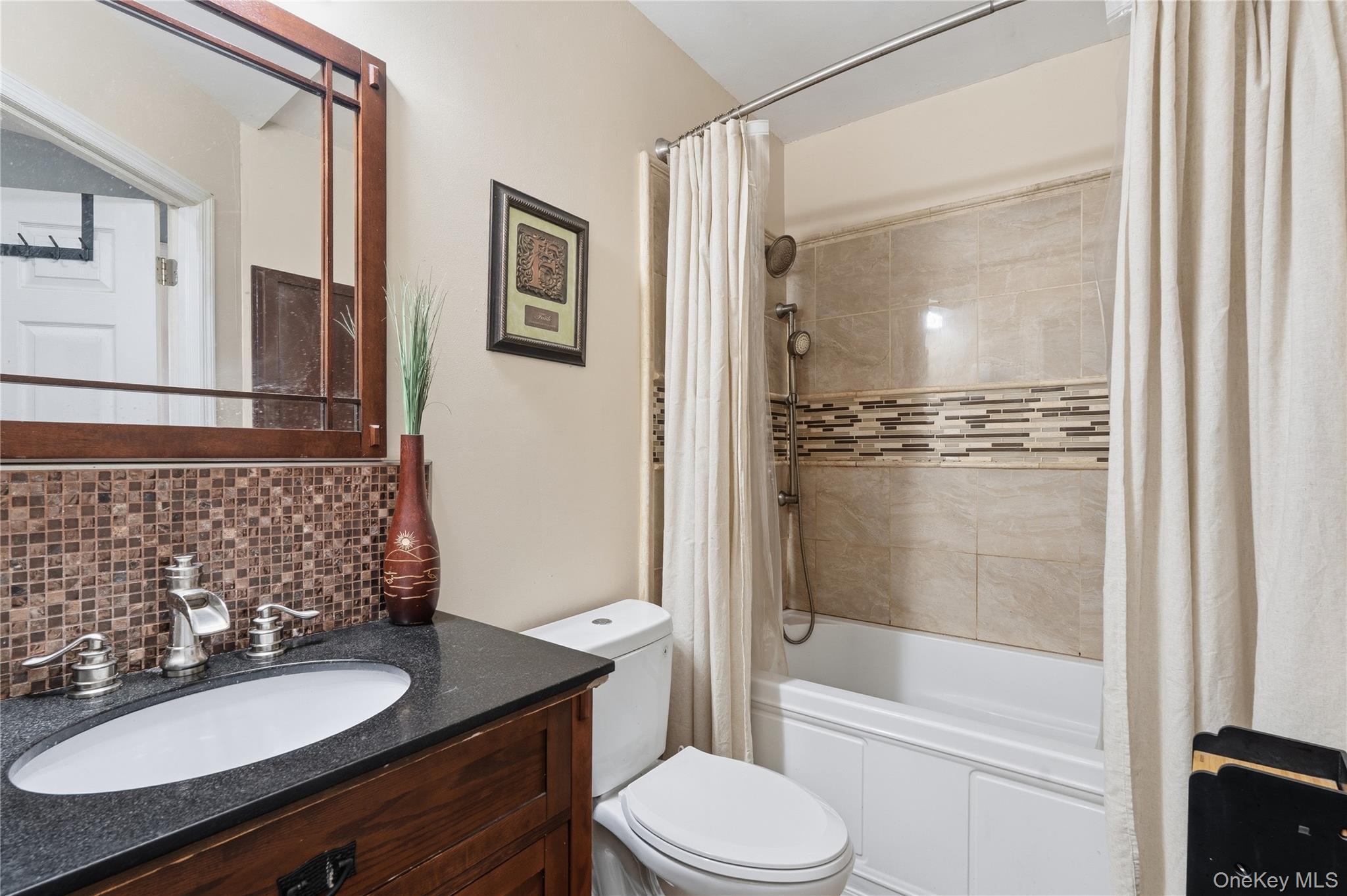 Single Family Home  Bronx, NY 10459, MLS-965878-37