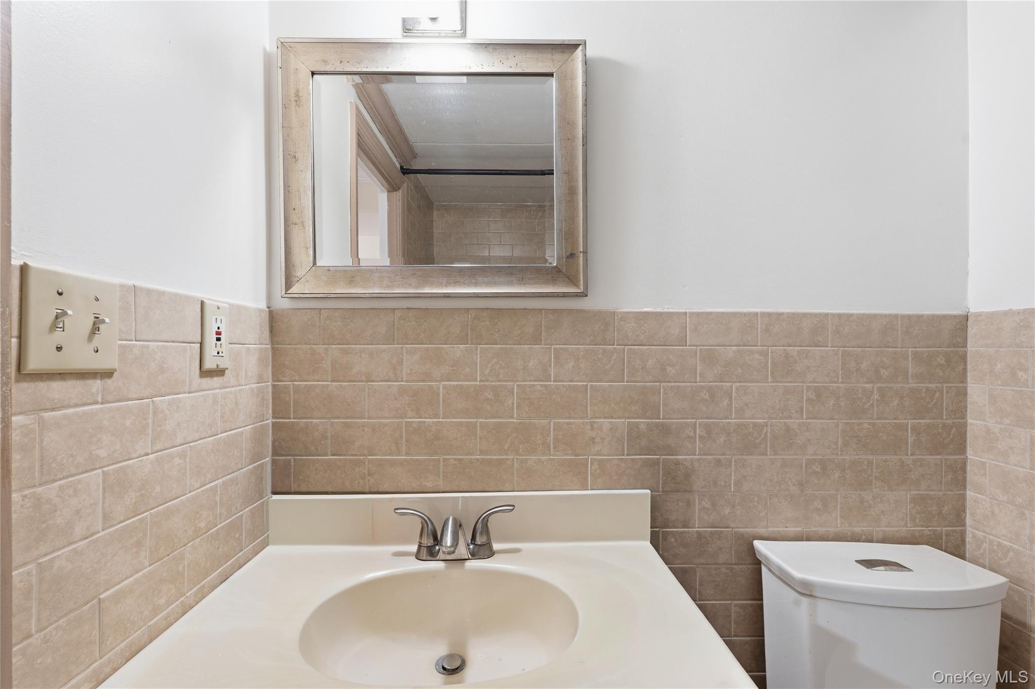 Single Family Home  Bronx, NY 10459, MLS-965878-9