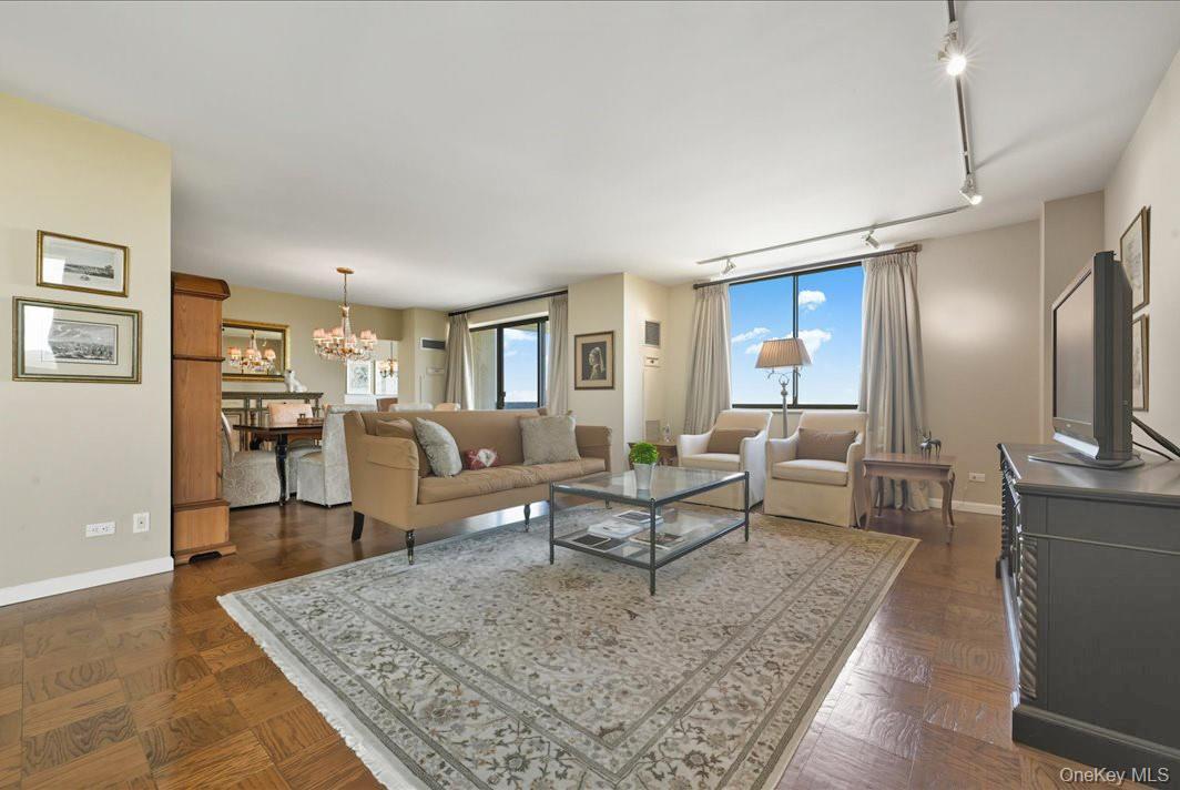 Coop Grand Central  Queens, NY 11005, MLS-965926-4