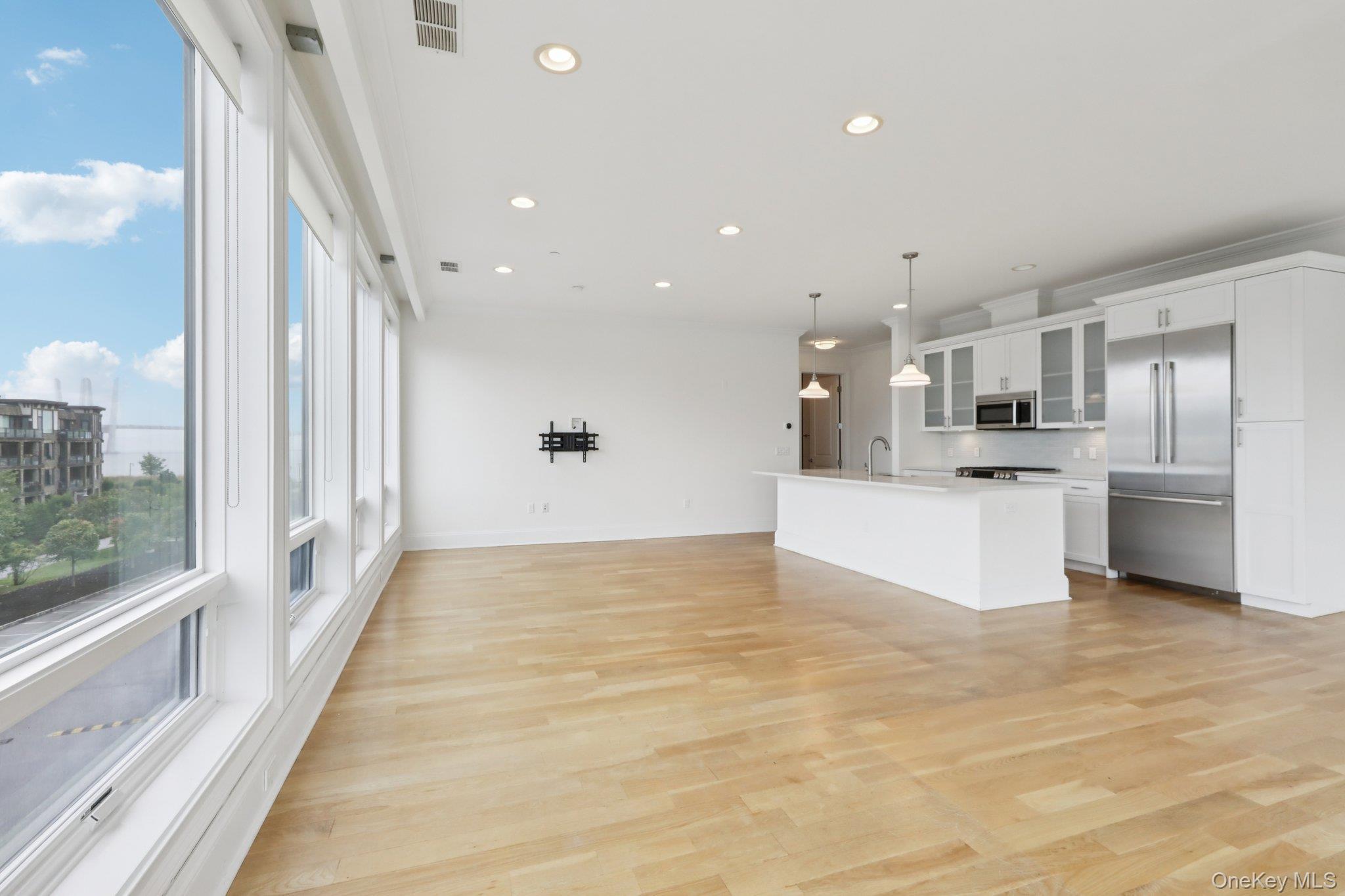 Condo River  Westchester County, NY 10591, MLS-965938-13