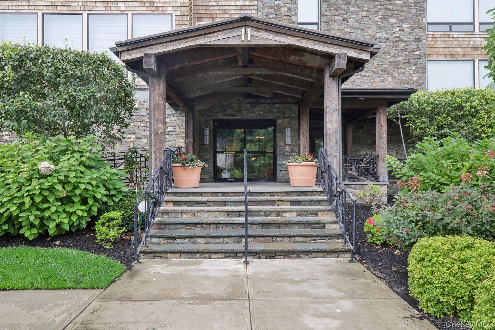Condo River  Westchester County, NY 10591, MLS-965938-26