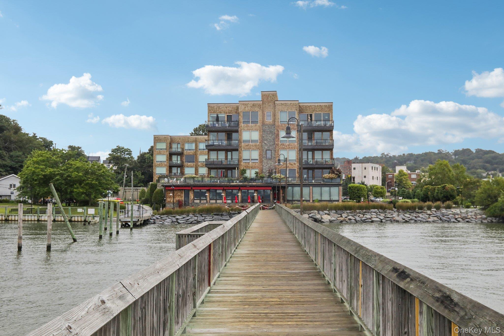 Condo River  Westchester County, NY 10591, MLS-965938-28