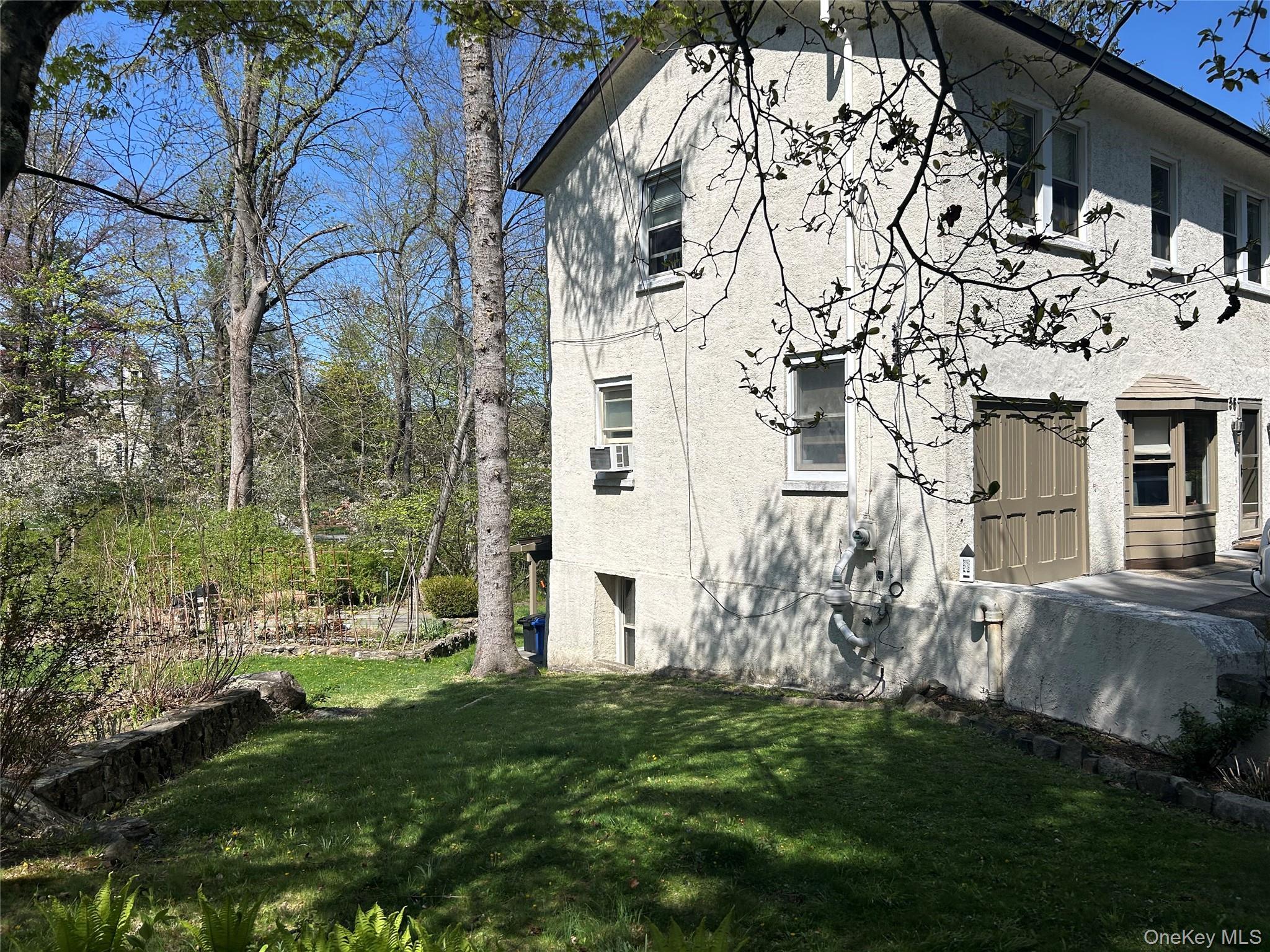 Single Family Clubhouse  Orange County, NY 10987, MLS-965950-33